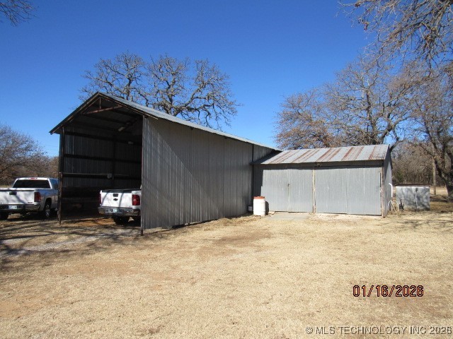 2207 Hospital Road Property Photo 7