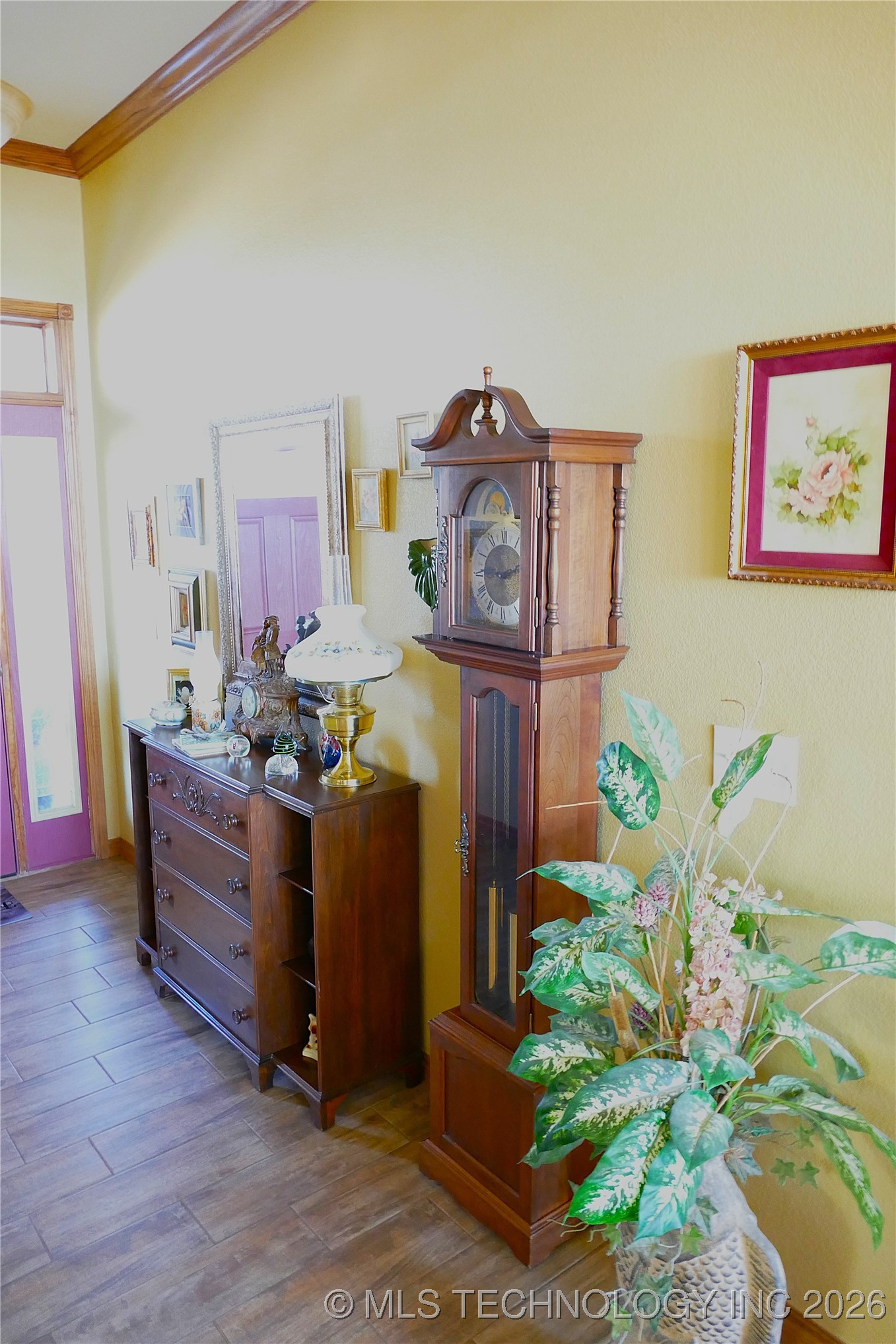 419074 E 1156 Property Photo 24