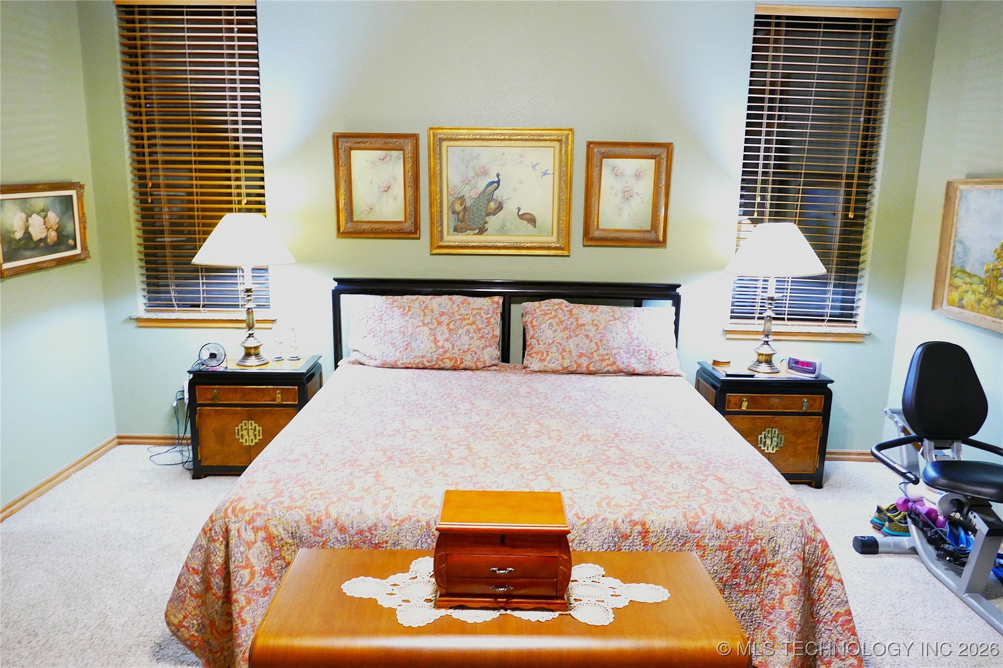 419074 E 1156 Property Photo 38