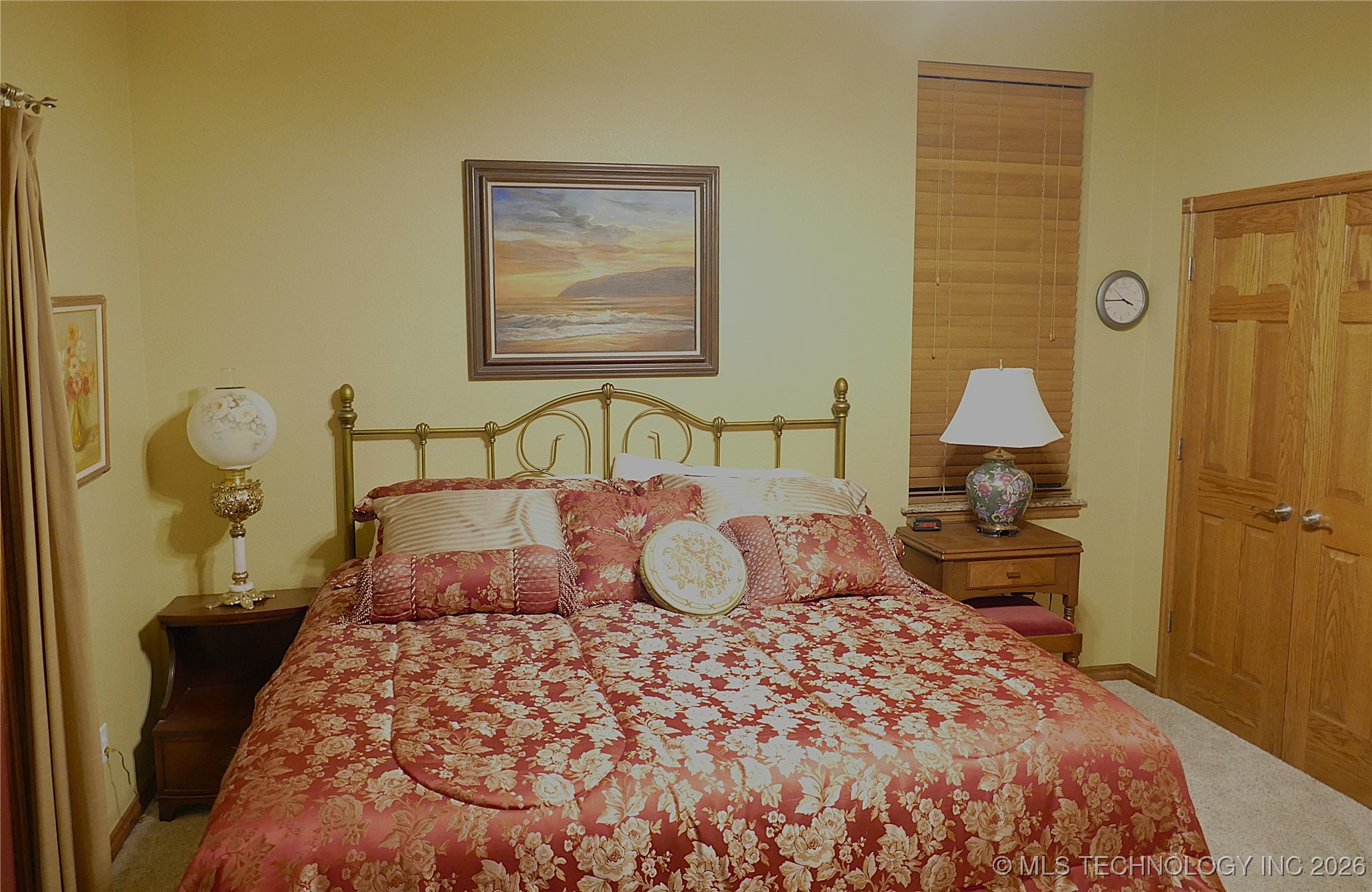 419074 E 1156 Property Photo 54