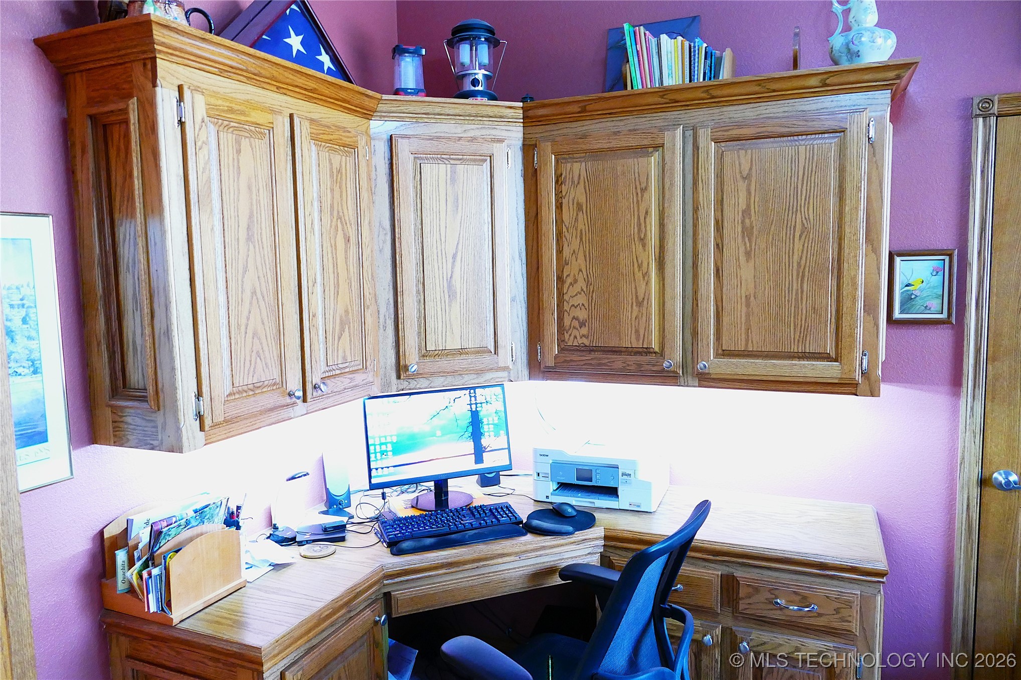 419074 E 1156 Property Photo 63