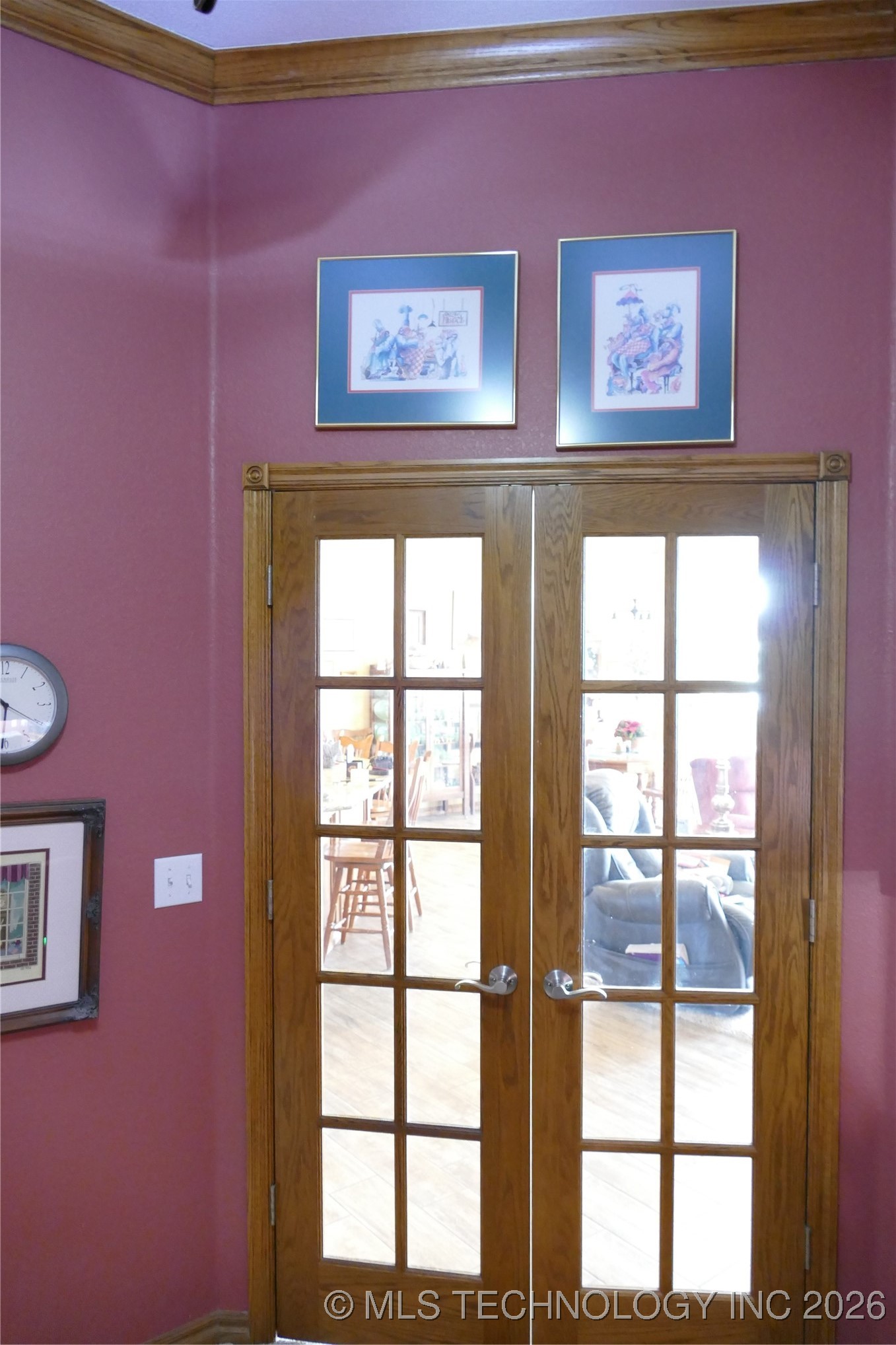 419074 E 1156 Property Photo 68