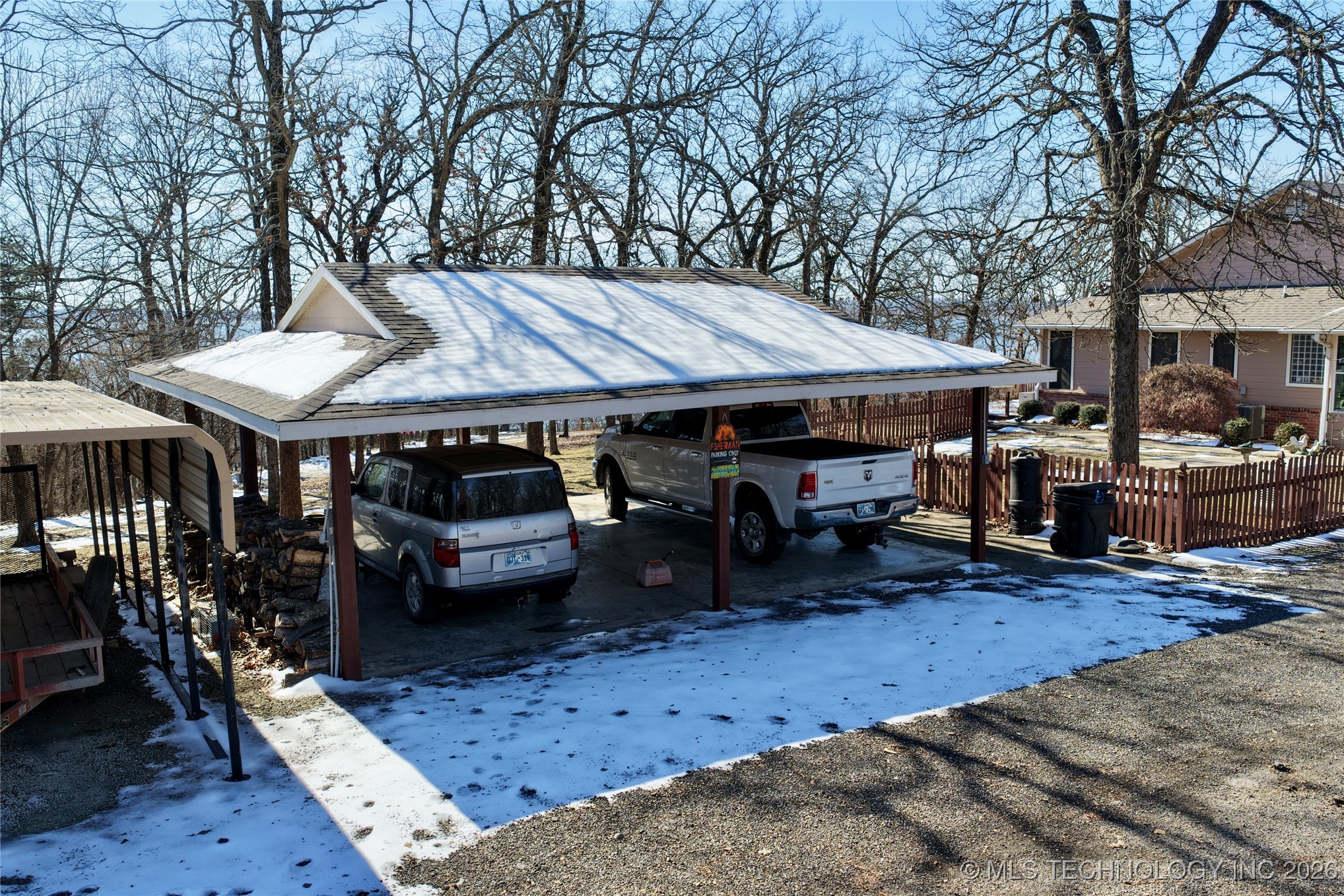 419074 E 1156 Property Photo 94