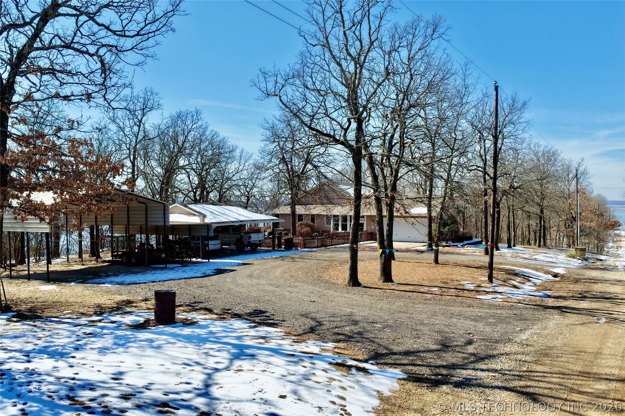 419074 E 1156 Property Photo 95