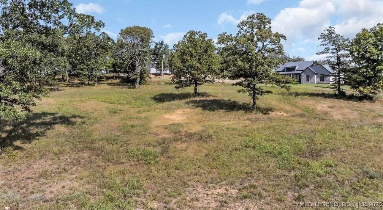 5 E Scissor Tail Property Photo 3