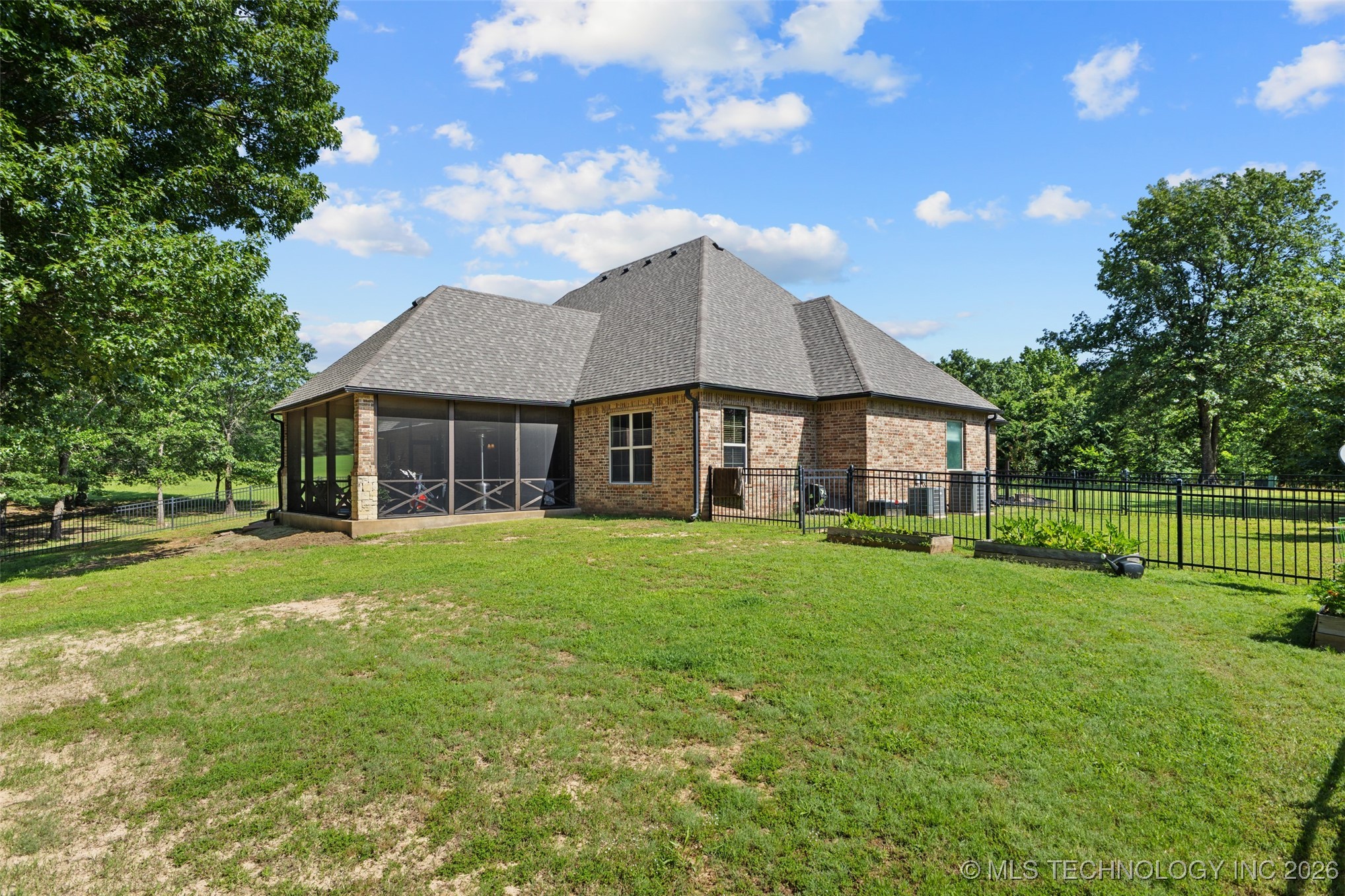 15853 County Road 3581 Property Photo 55