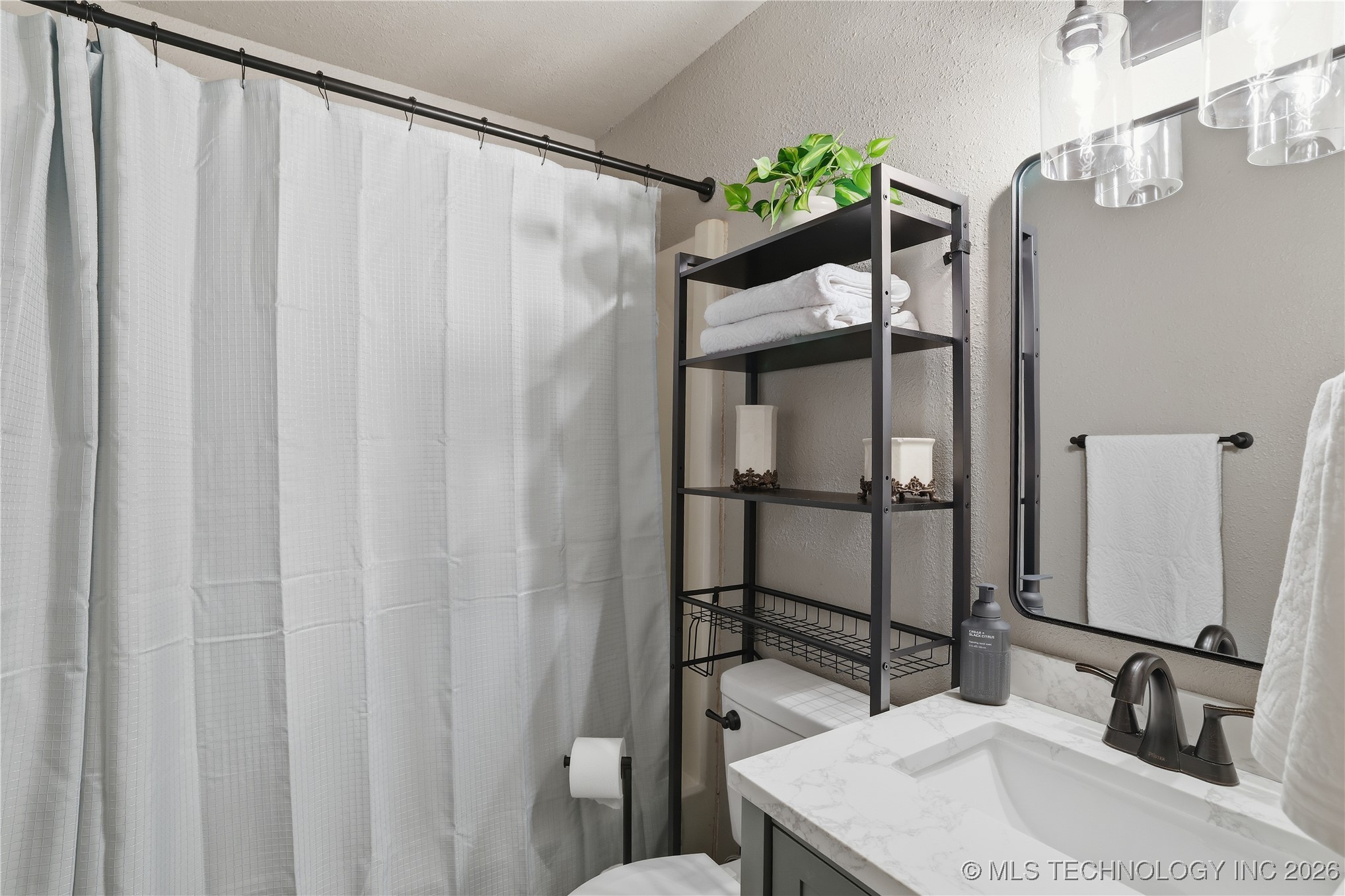 3601 Dawna Street Property Photo 4