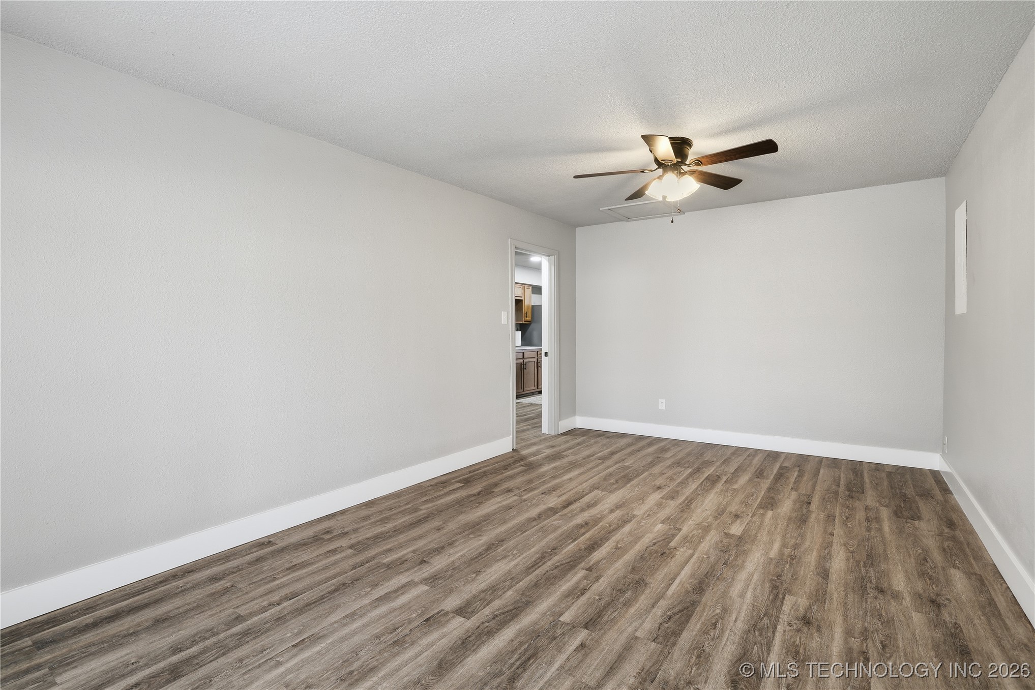 3601 Dawna Street Property Photo 8