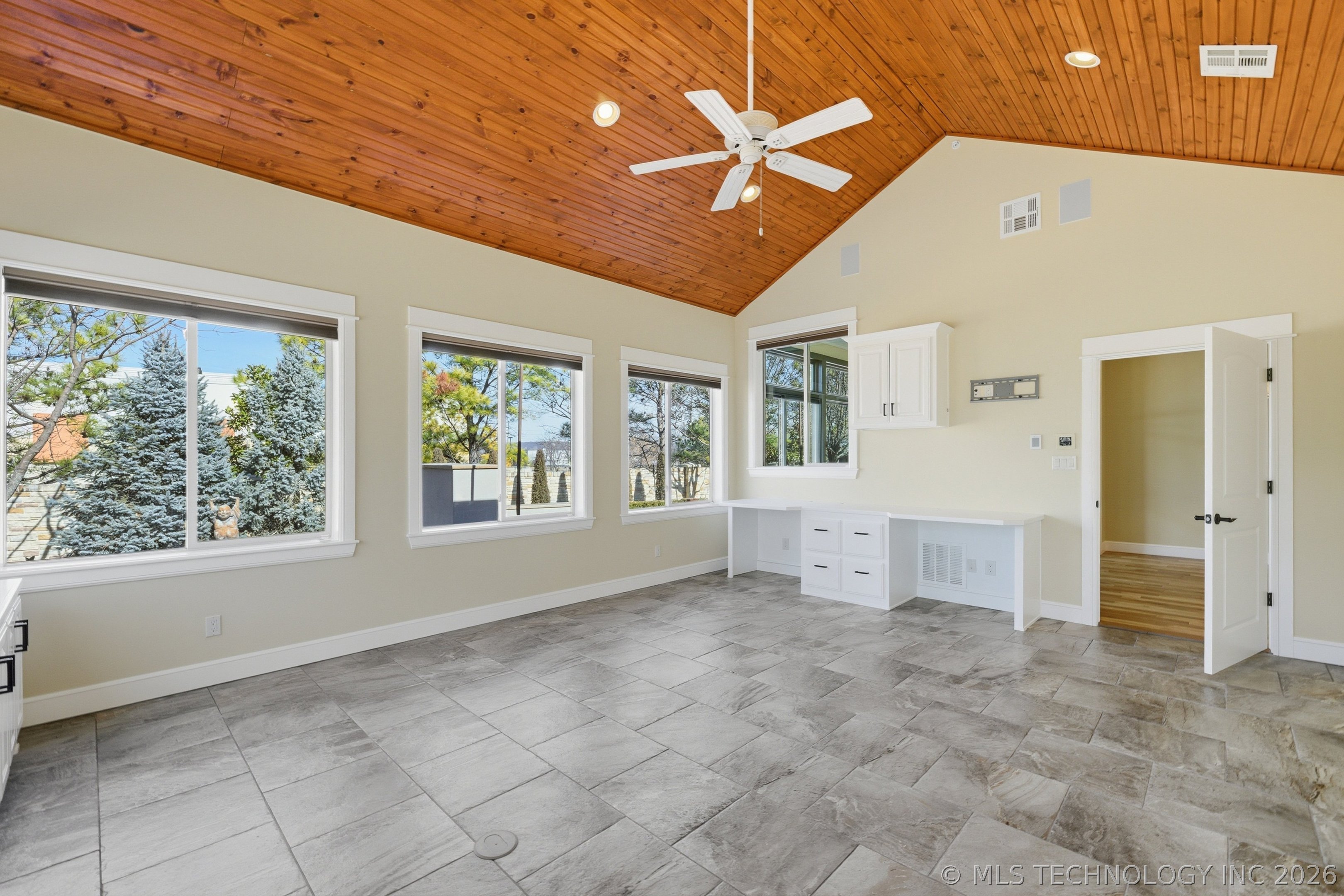 8402 S Nogales Street W Property Photo 13