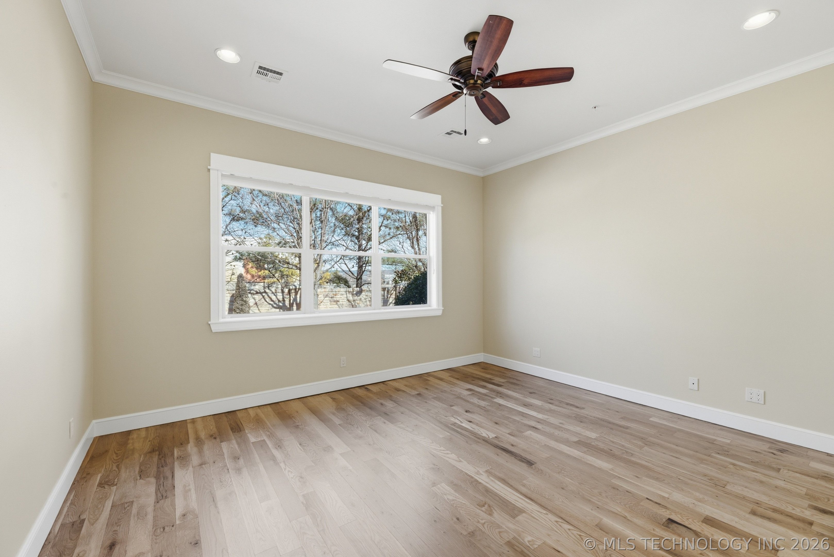 8402 S Nogales Street W Property Photo 14