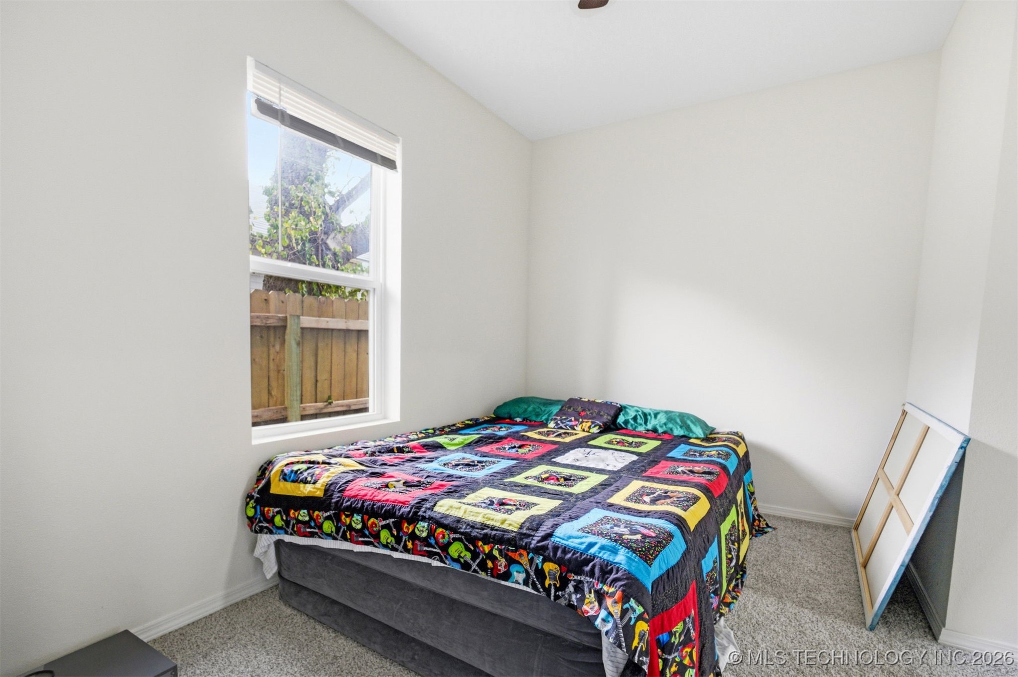 2807 E 3rd Street Property Photo 37