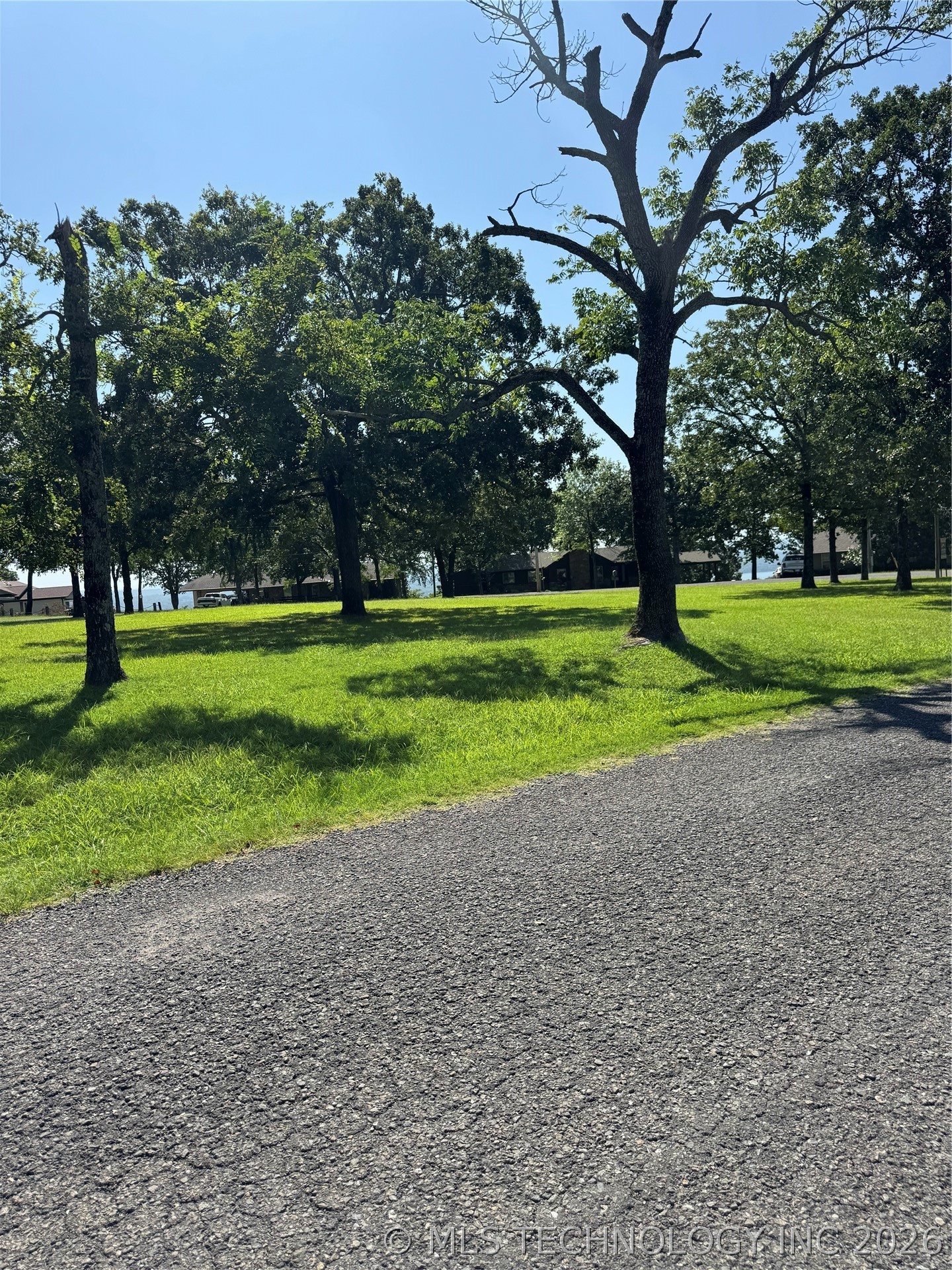 17987 W Sugar Hollow Road Property Photo 2