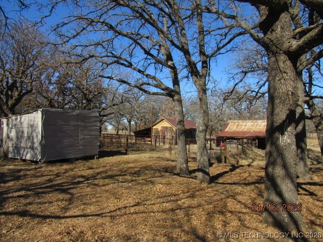 1571 Hospital Property Photo 2