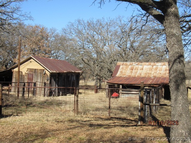 1571 Hospital Property Photo 3