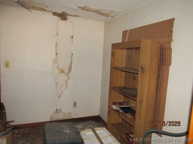 1571 Hospital Property Photo 10