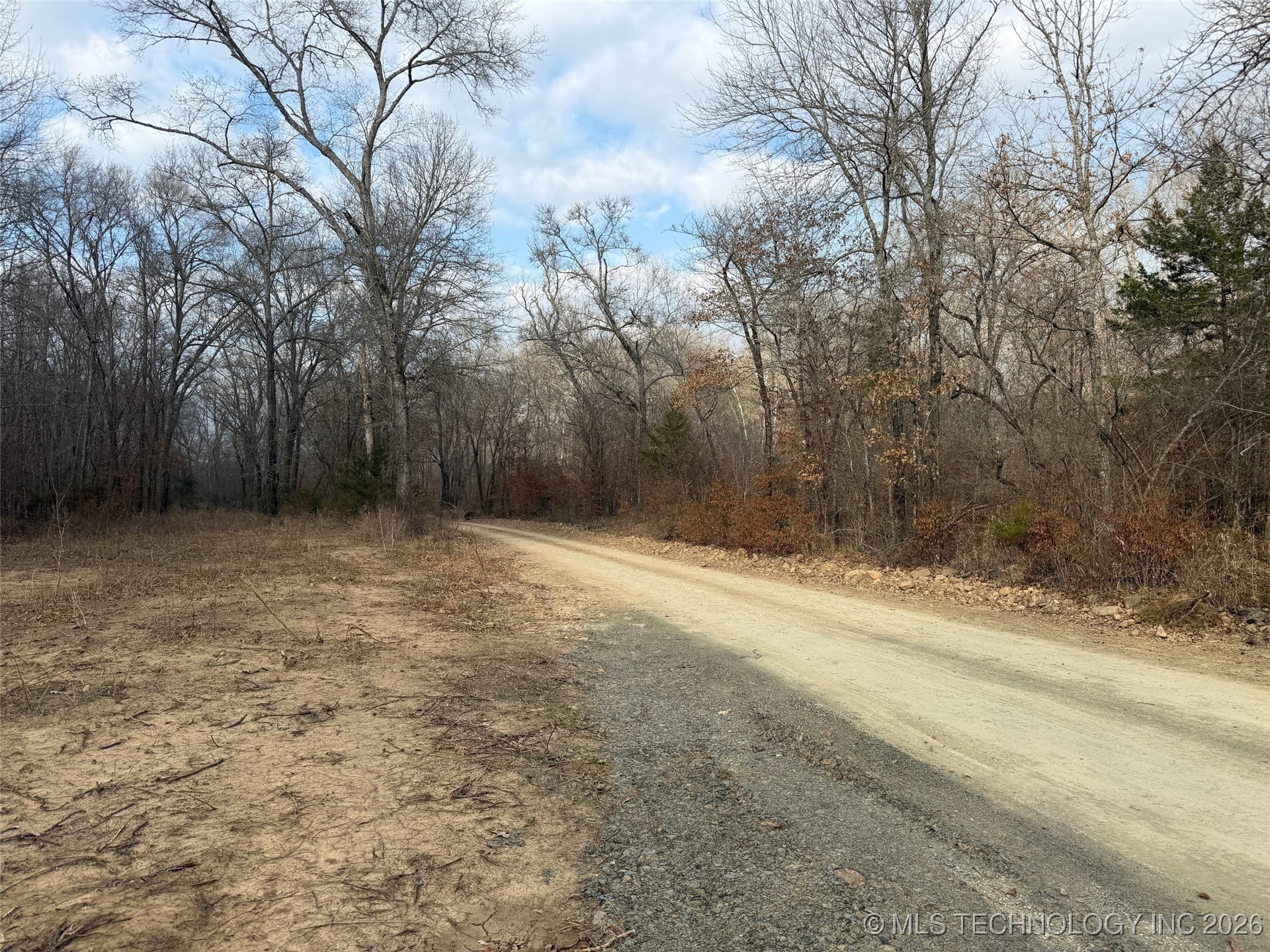 2 Pine Spur Property Photo 8