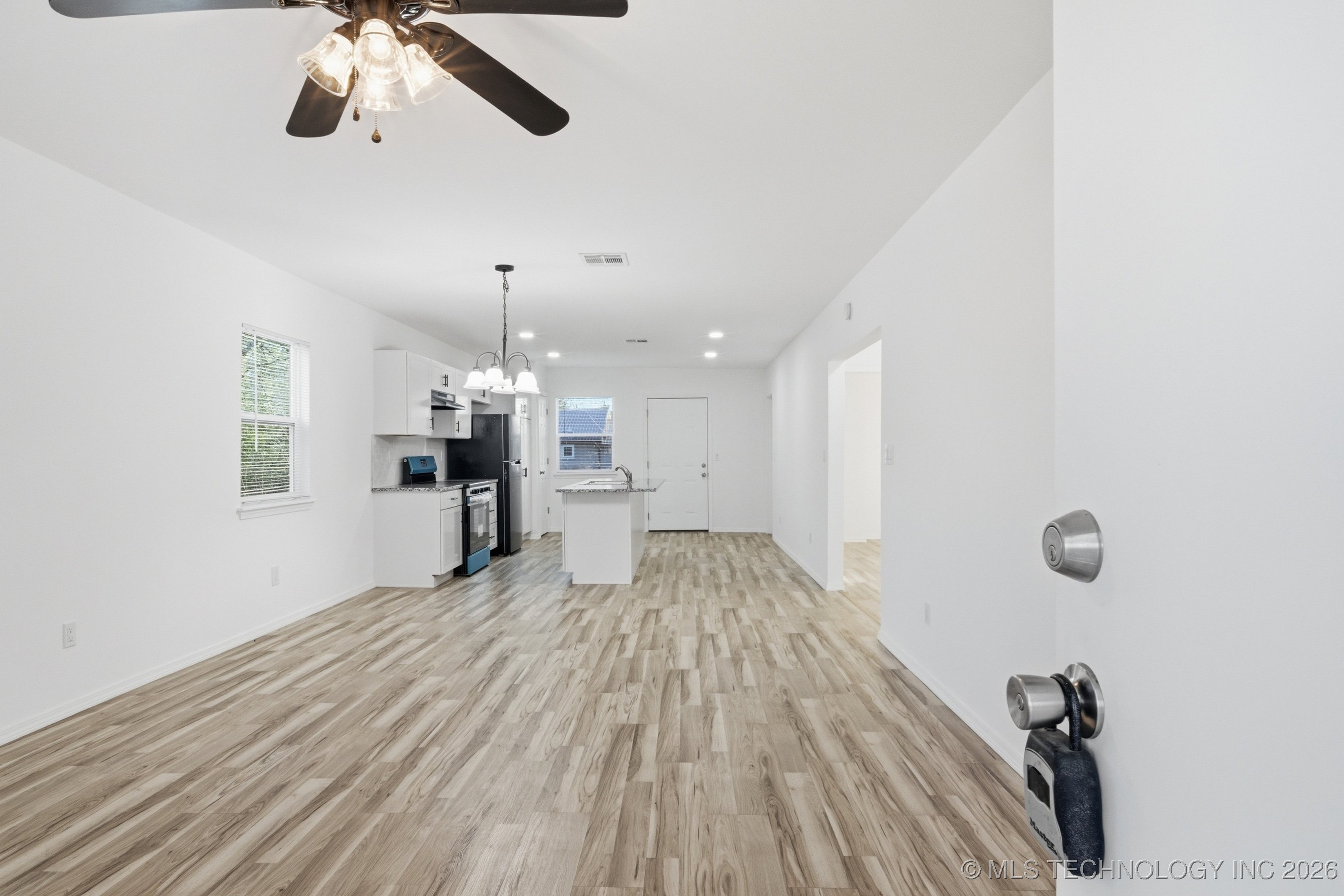 1110 Martin Luther King Drive Property Photo 6