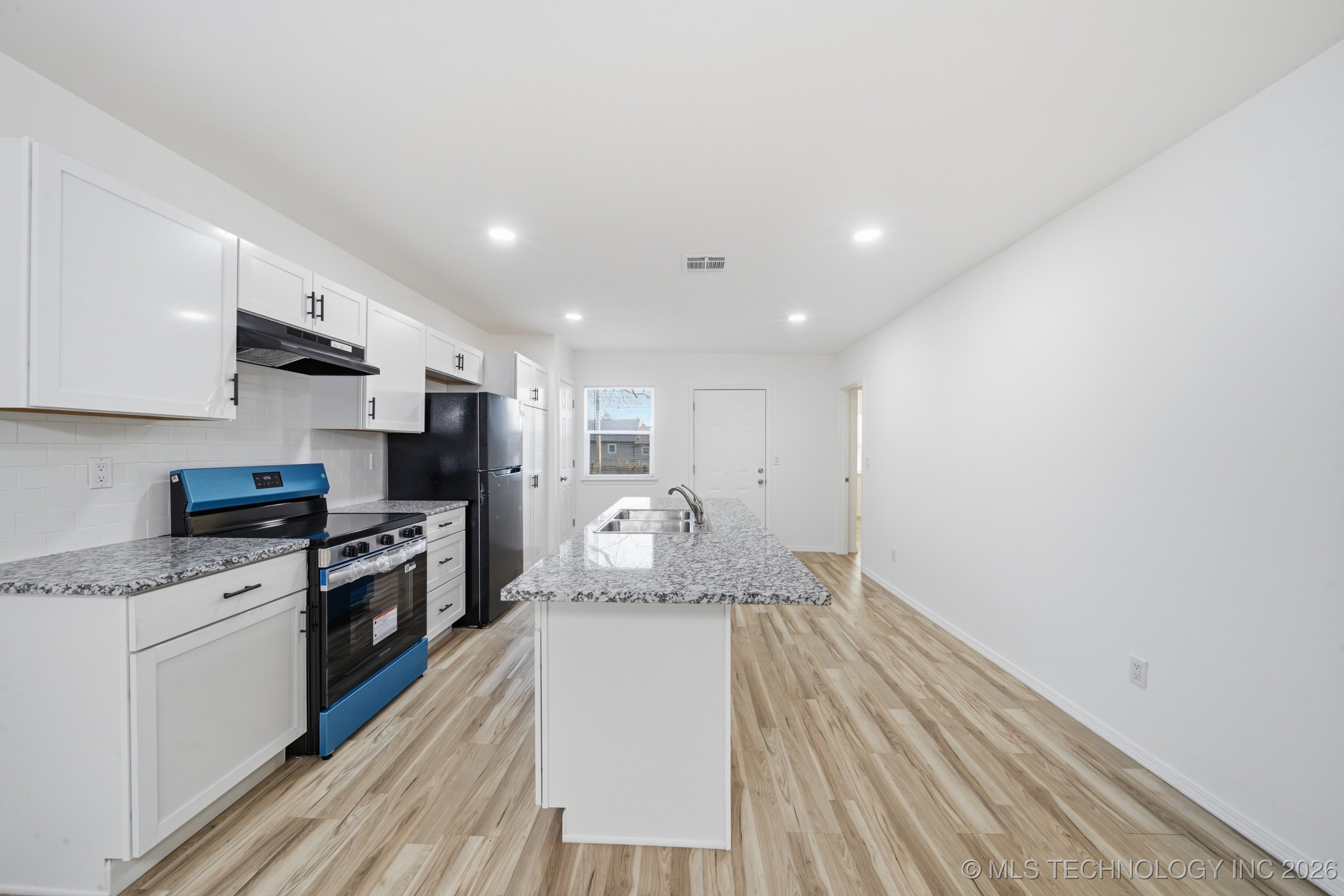 1110 Martin Luther King Drive Property Photo 12