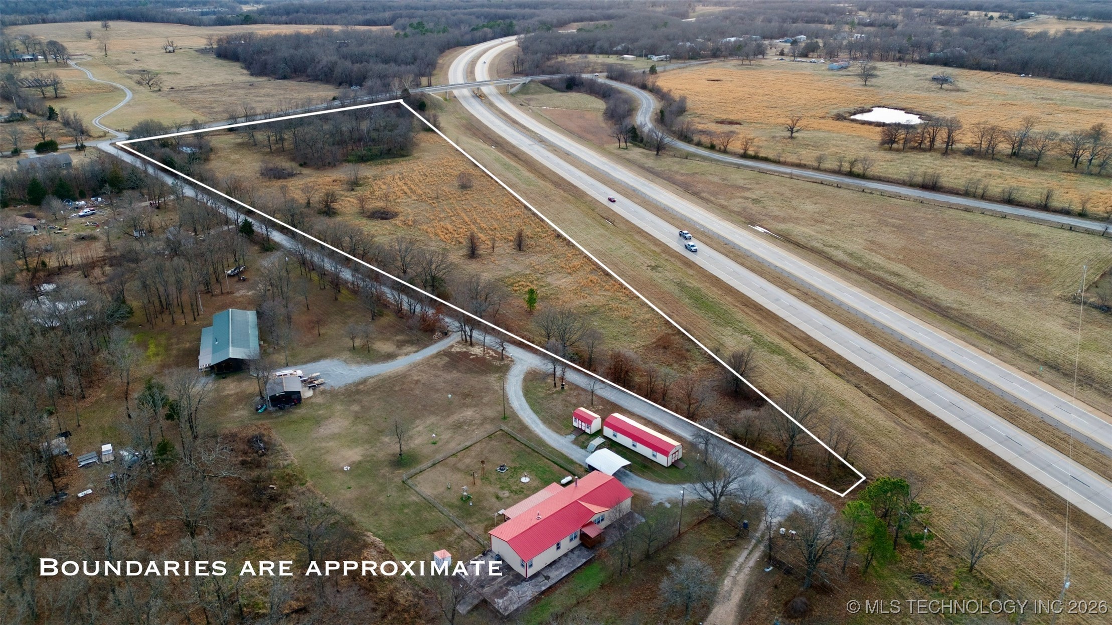 007275 E 570 Road Property Photo 1