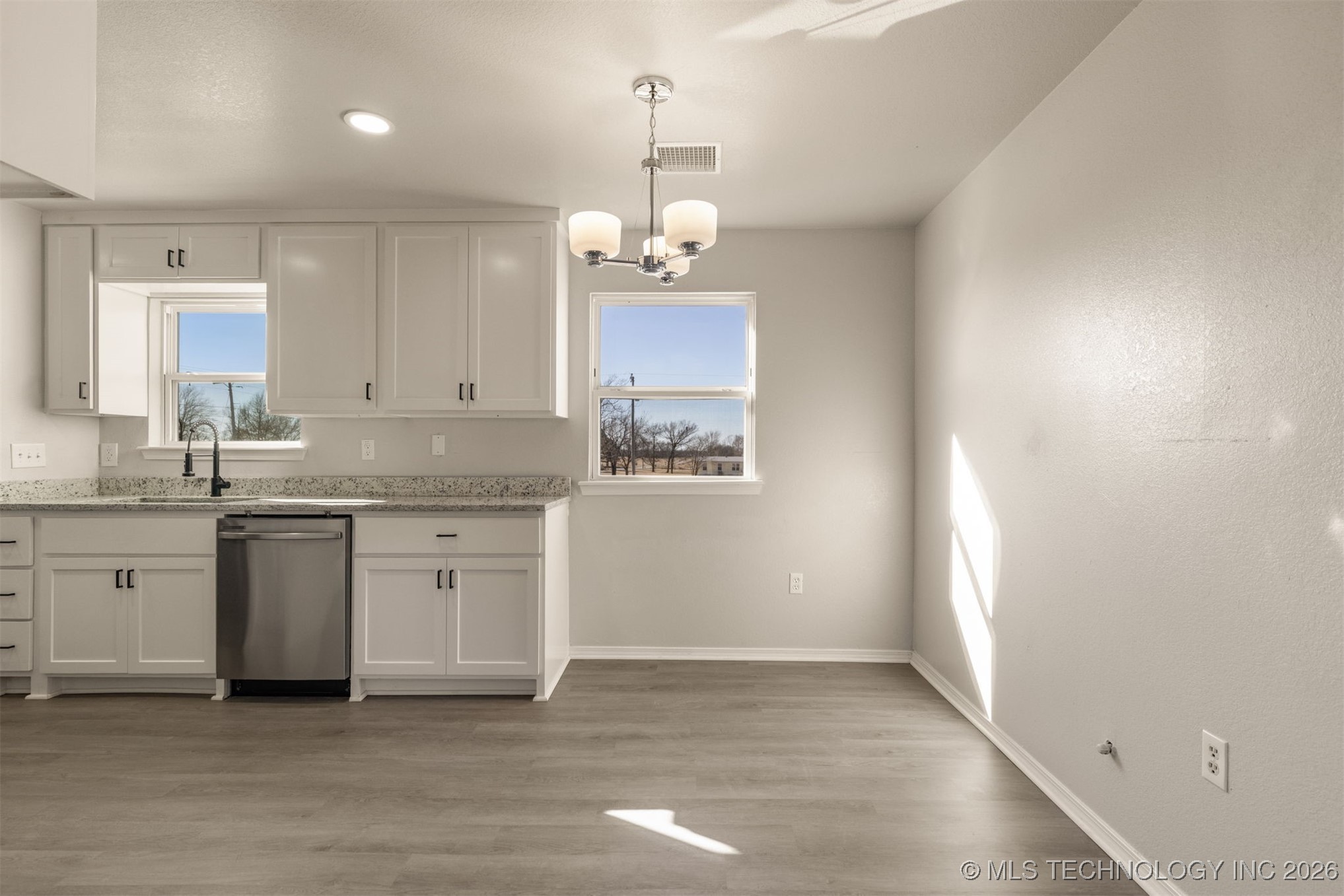 18257 E 650 Road Property Photo 10