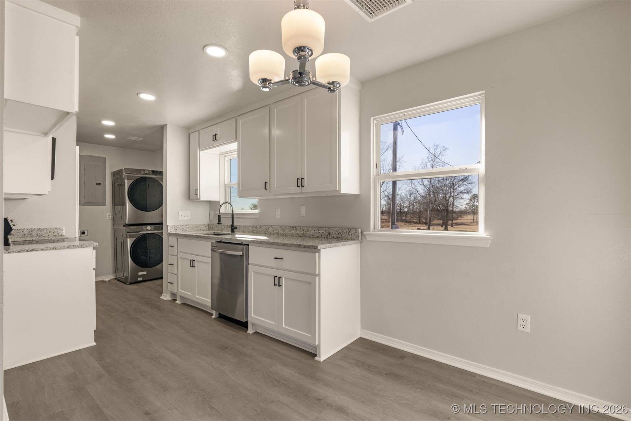 18257 E 650 Road Property Photo 12