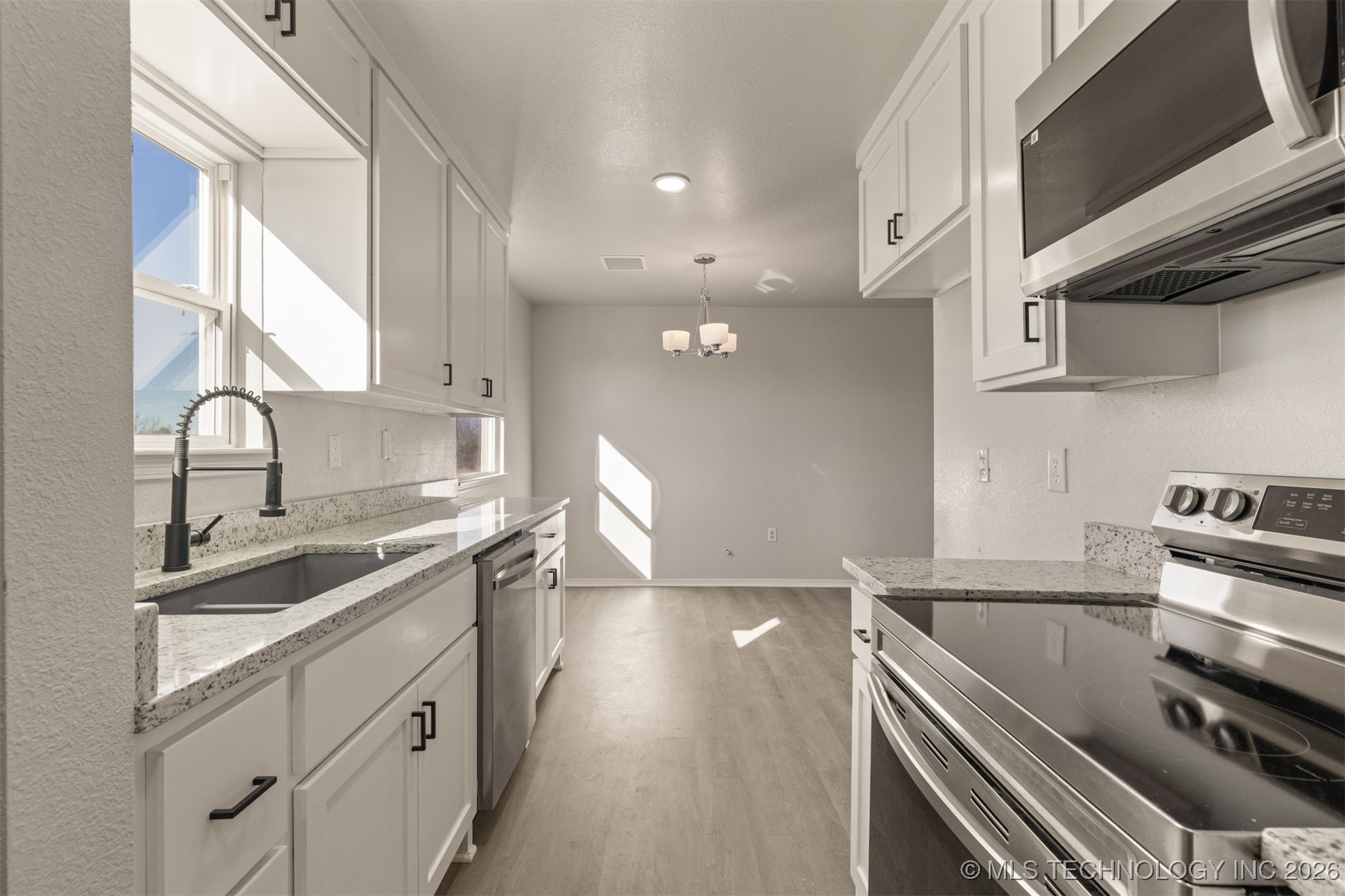 18257 E 650 Road Property Photo 17