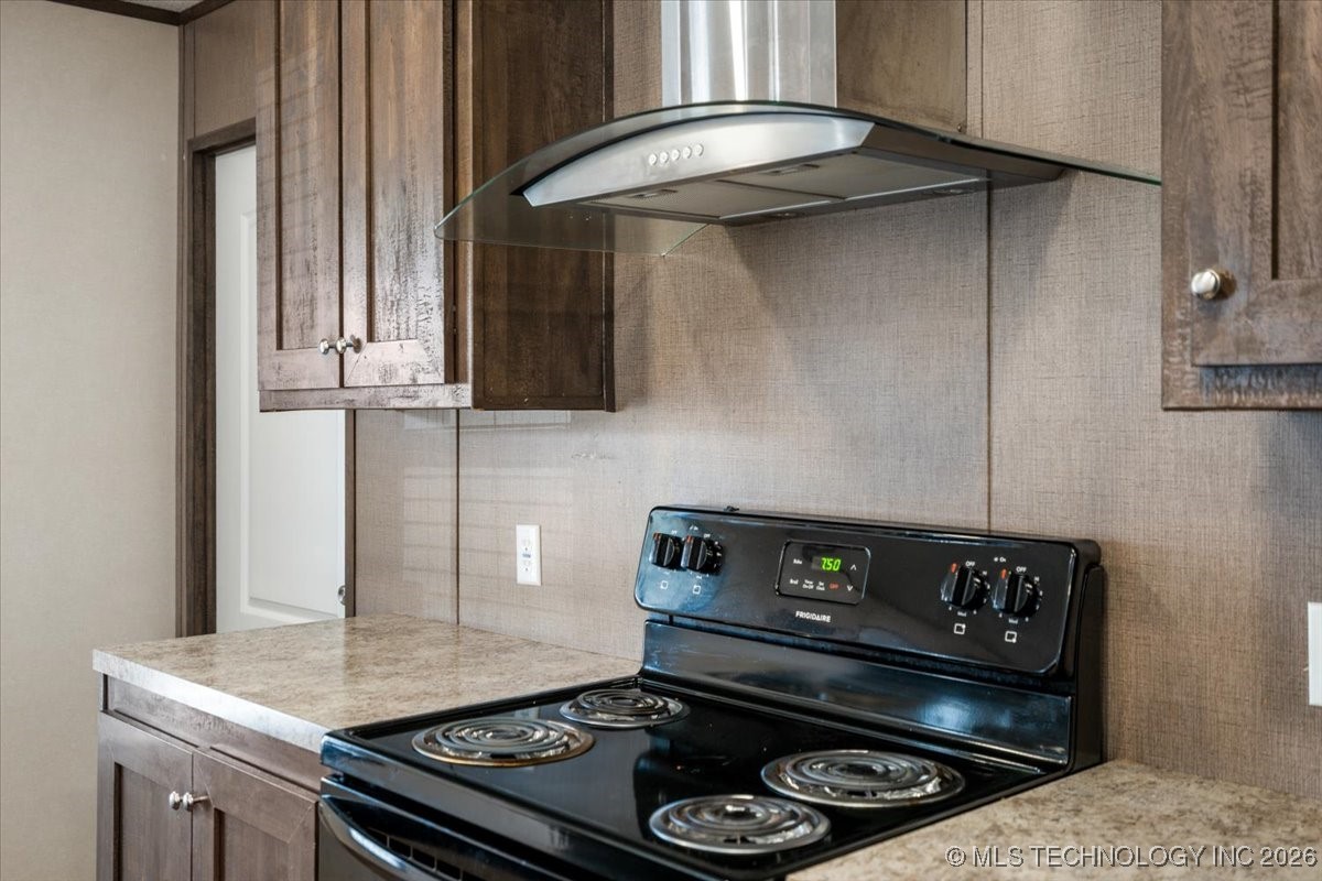 27381 99th Street Property Photo 8