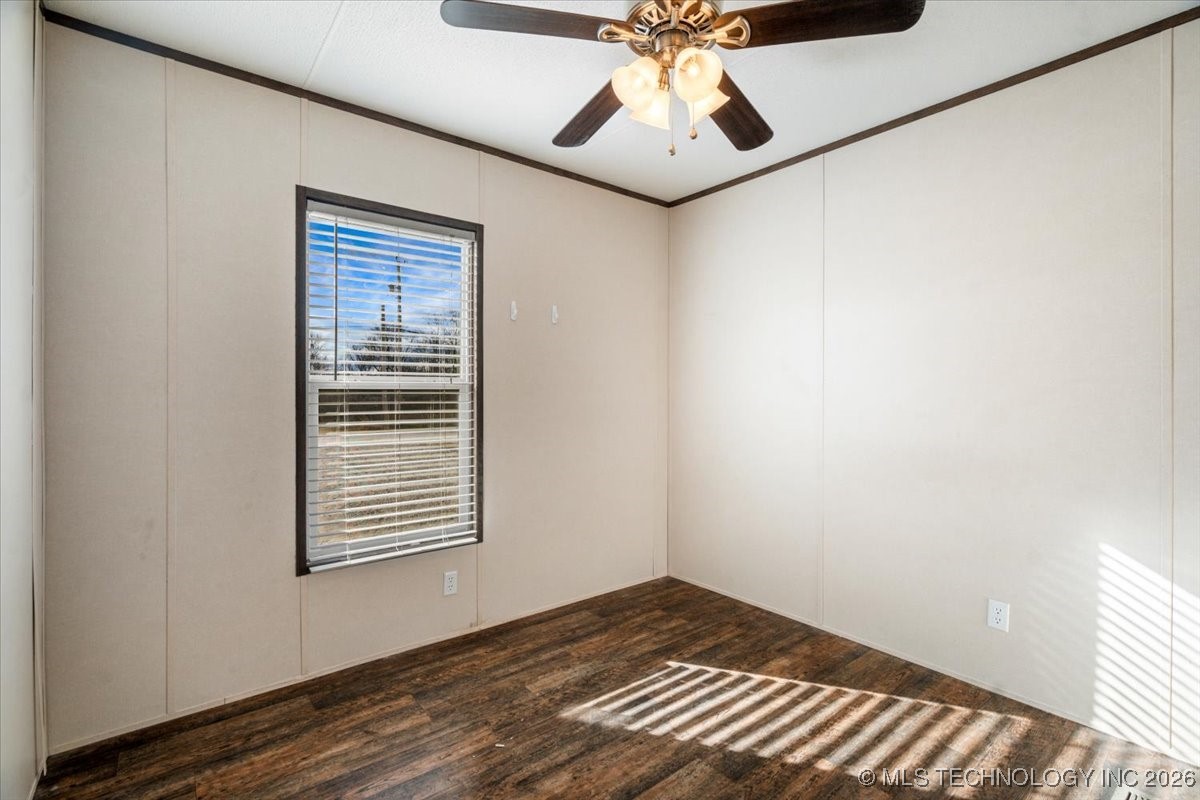 27381 99th Street Property Photo 9