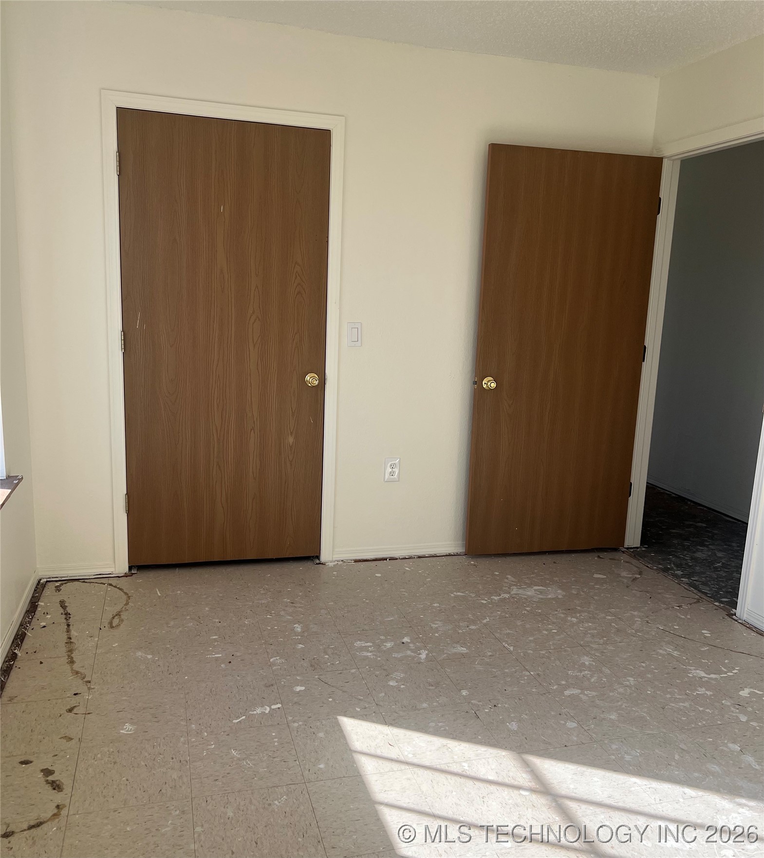 400 E Sunflower Property Photo 15