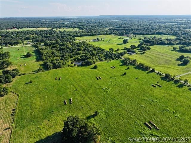 9916 E 206th Street Property Photo 2