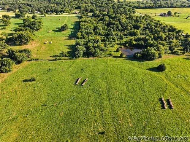 9916 E 206th Street Property Photo 9