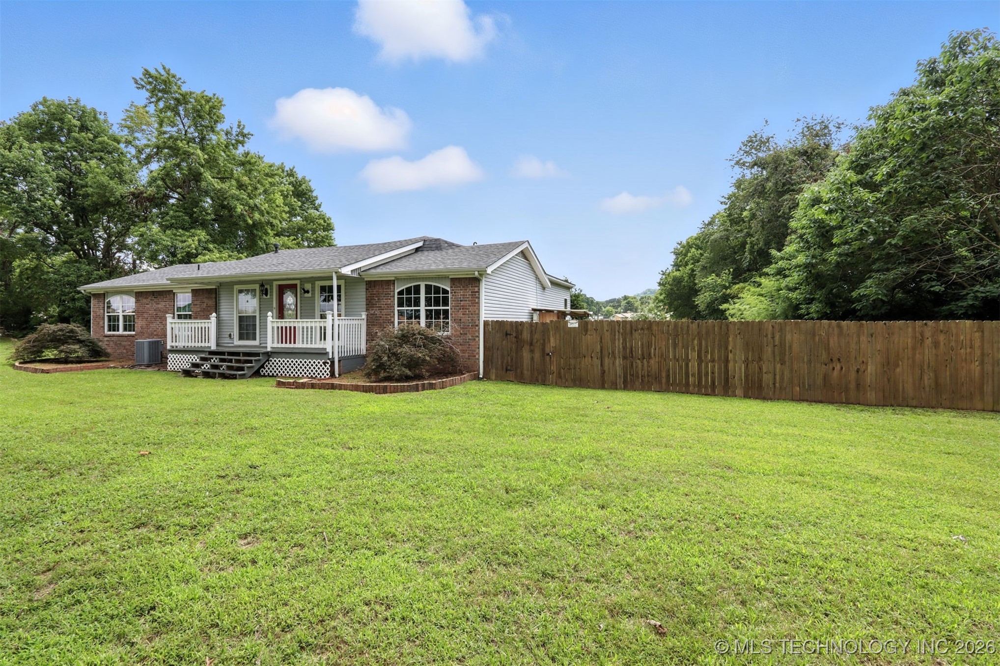 921 N 8th Street Property Photo 6