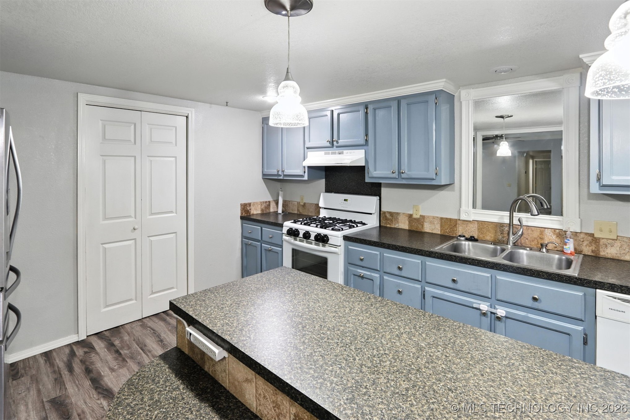 921 N 8th Street Property Photo 9