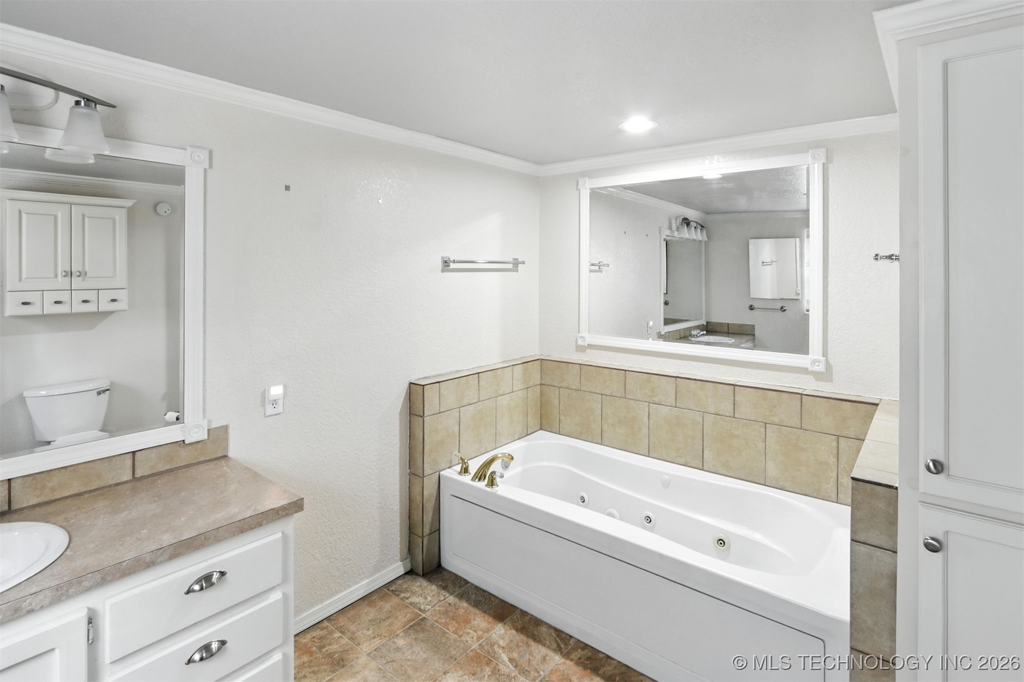 921 N 8th Street Property Photo 24