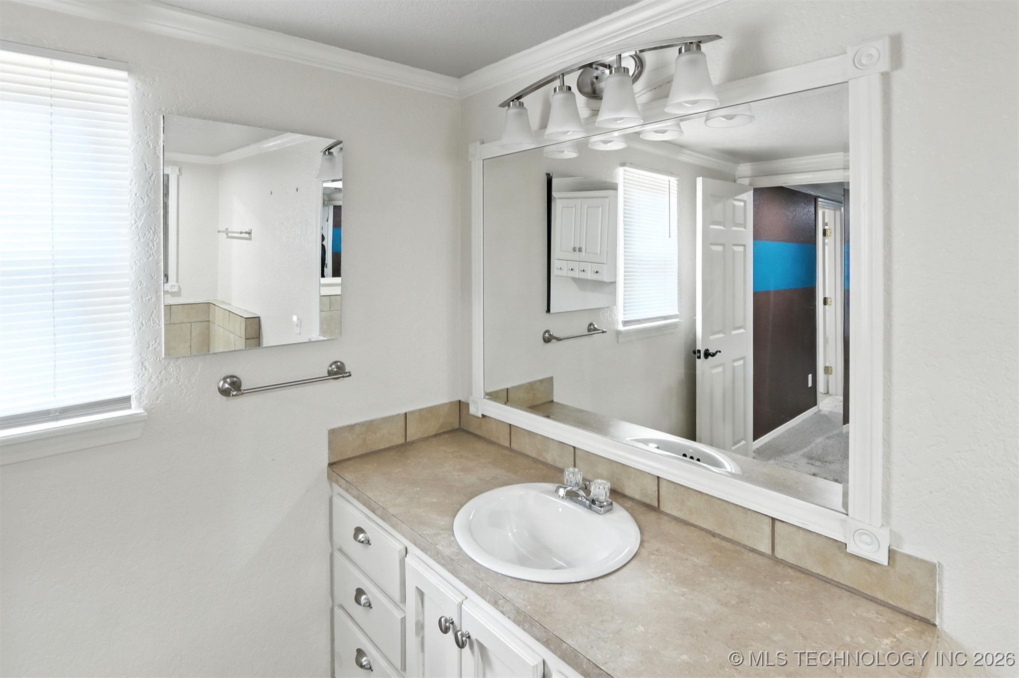 921 N 8th Street Property Photo 25