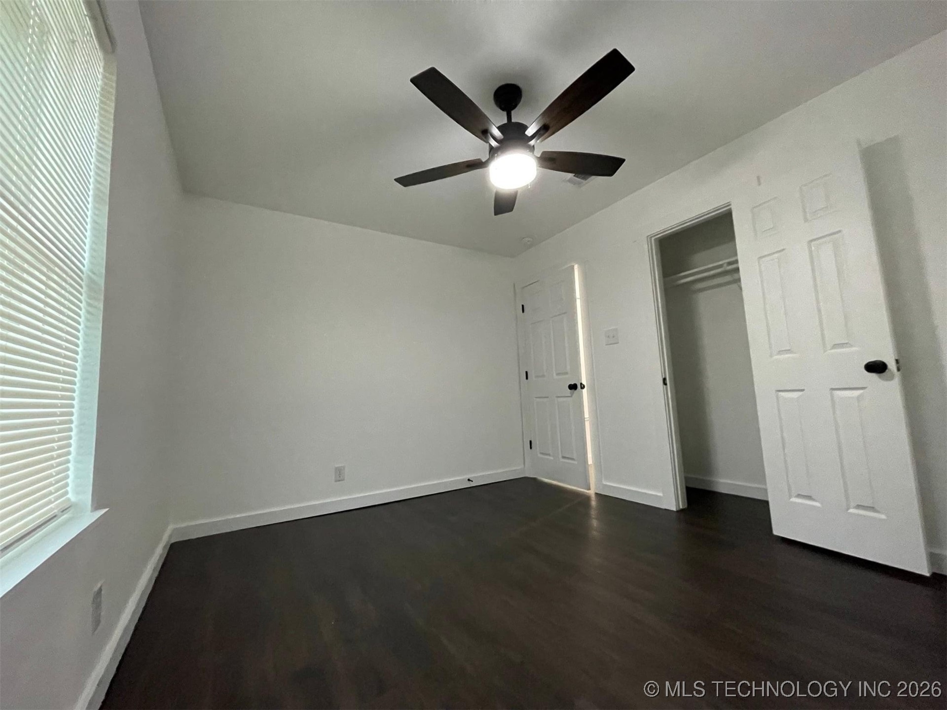 803 E Florida Street Property Photo 19