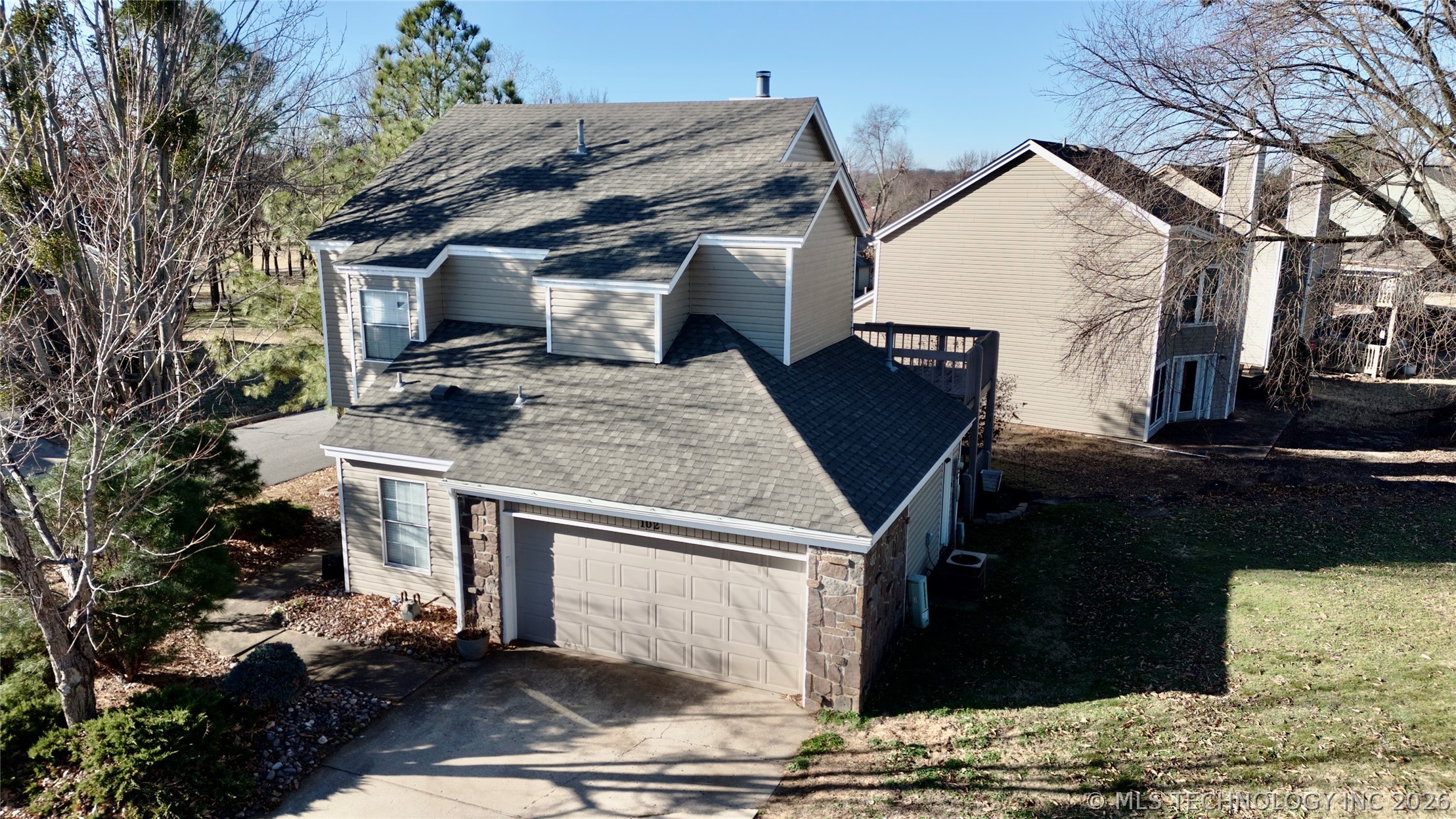 102 Aspen Street Property Photo 3