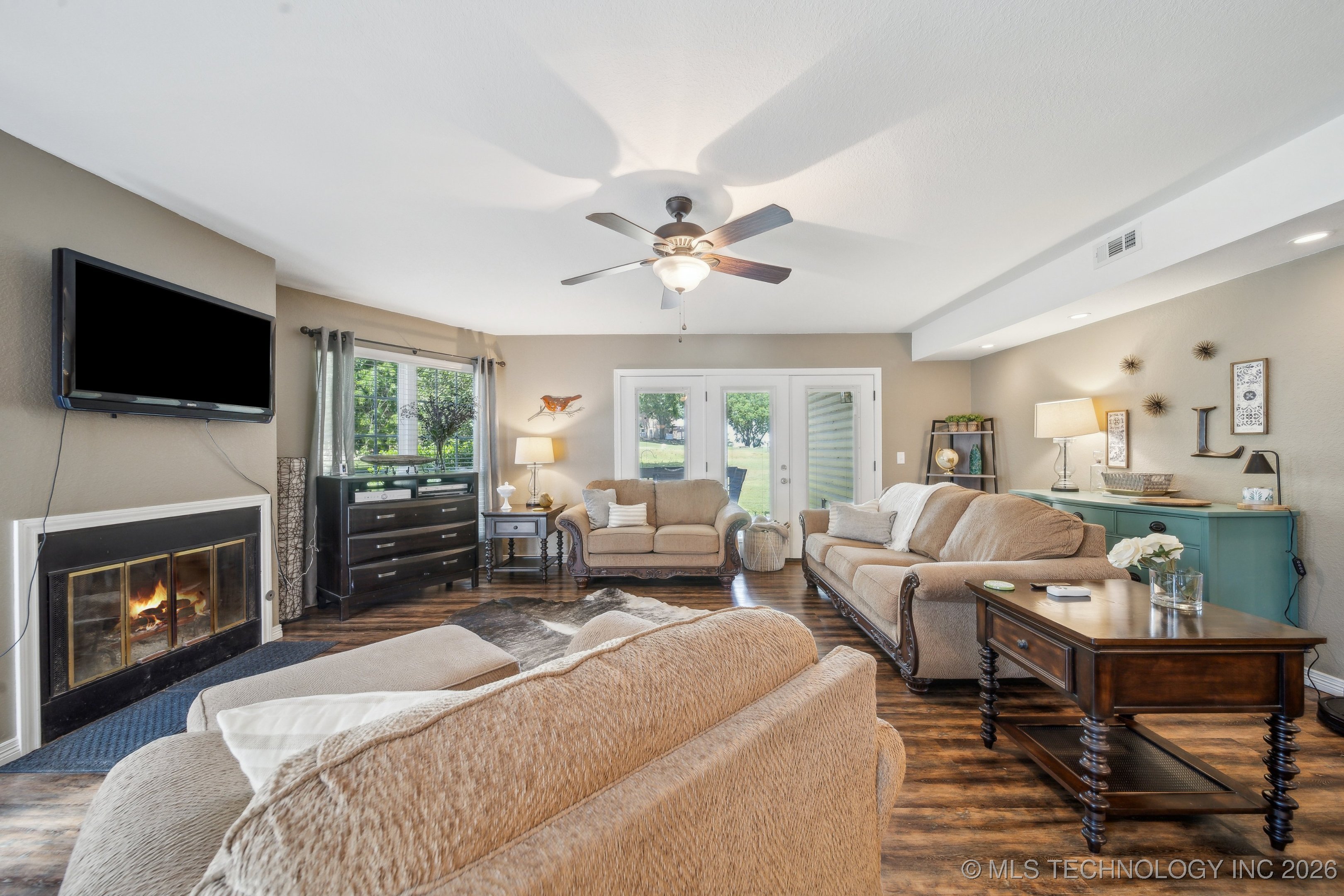 102 Aspen Street Property Photo 9