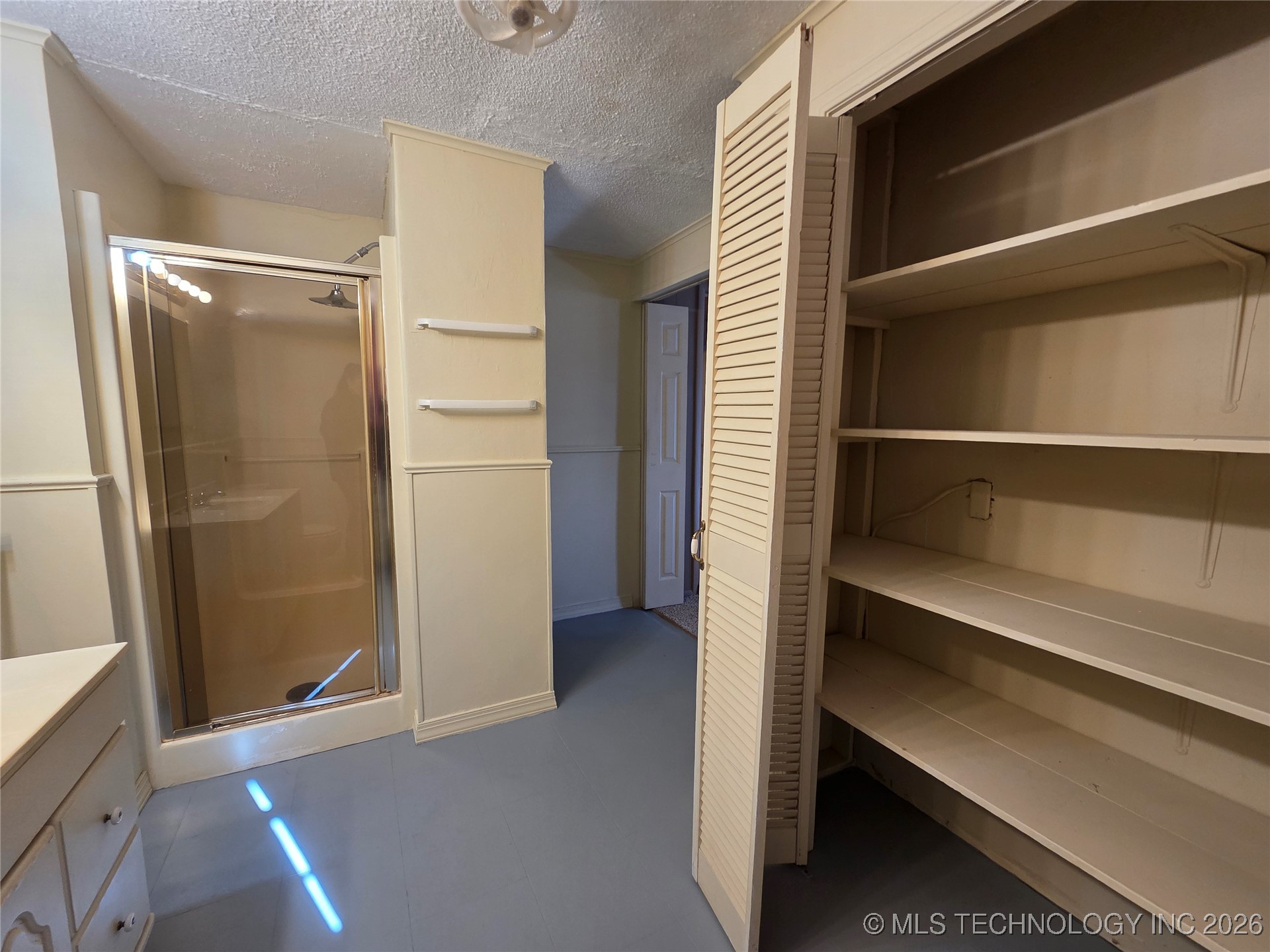 1102 N Park Property Photo 14