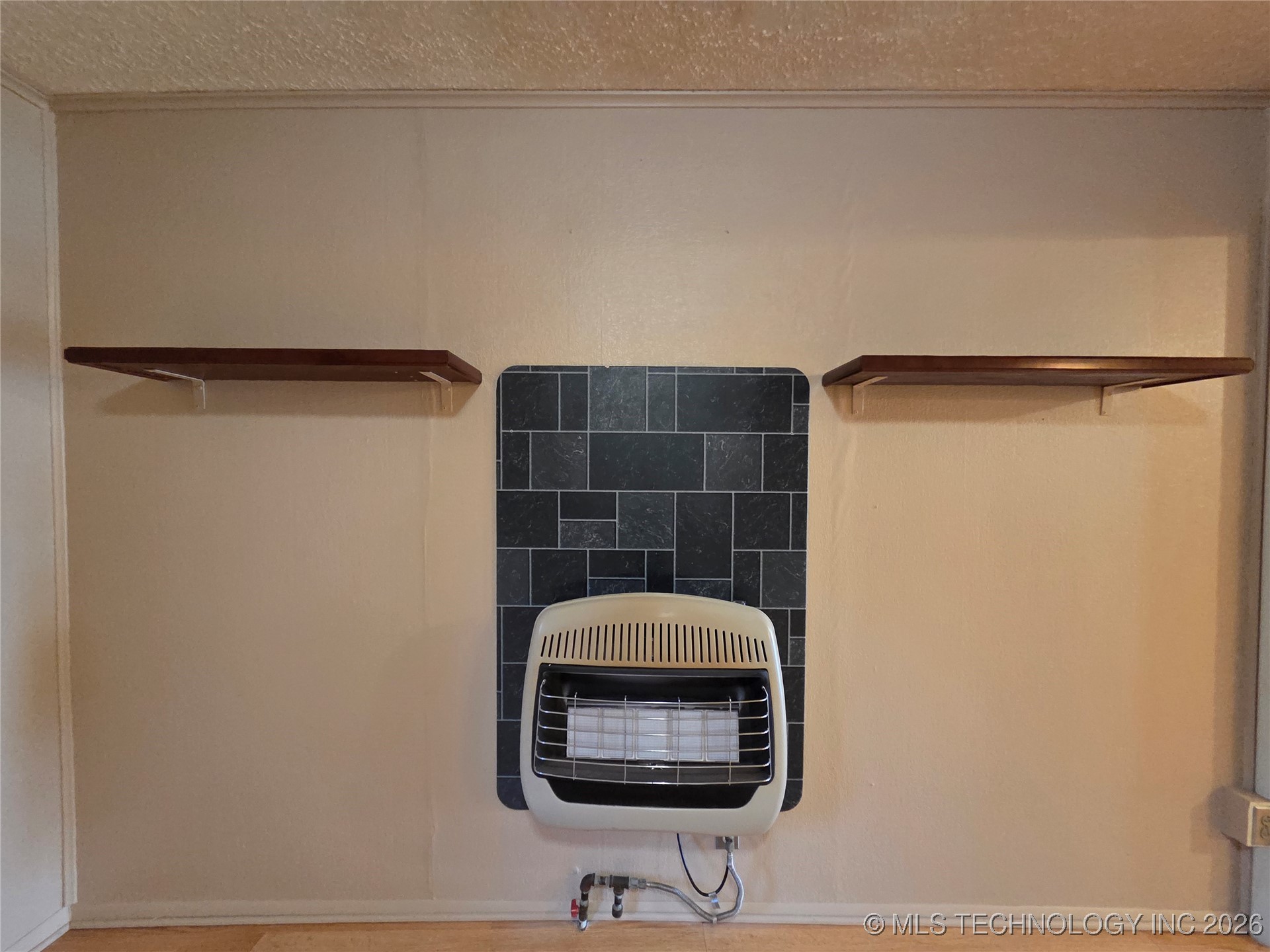 1102 N Park Property Photo 15