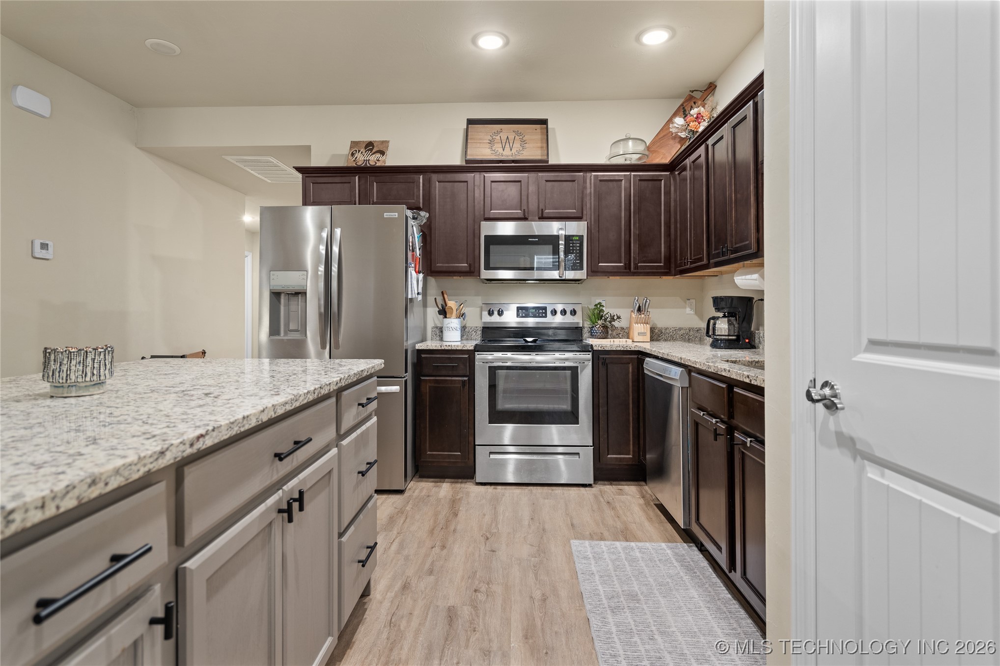 1006 Indian Plains Road Property Photo 9