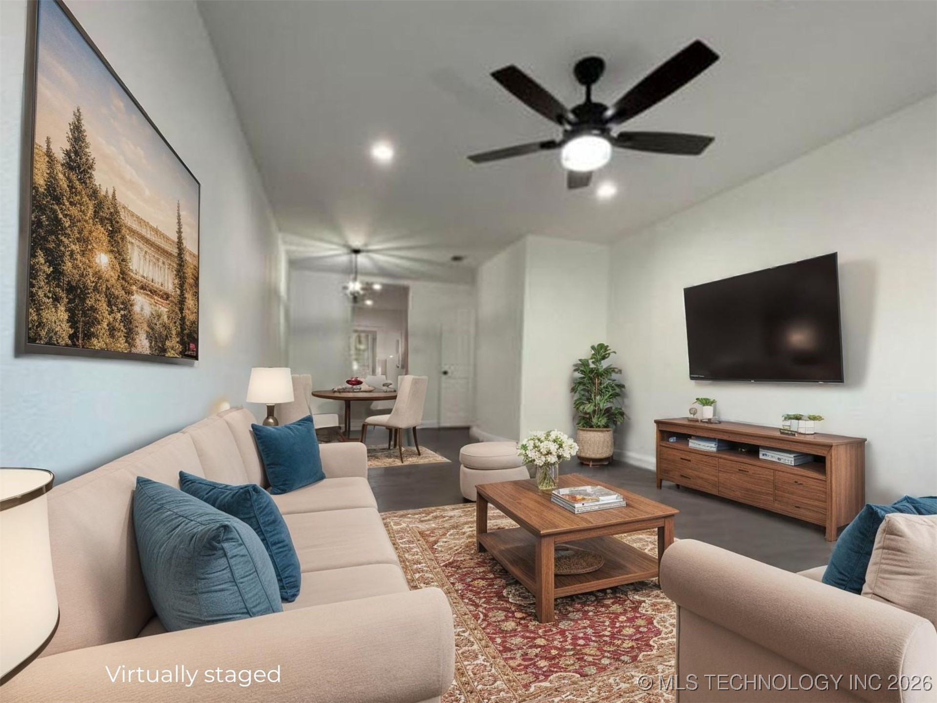 807 E Florida Street Property Photo 8