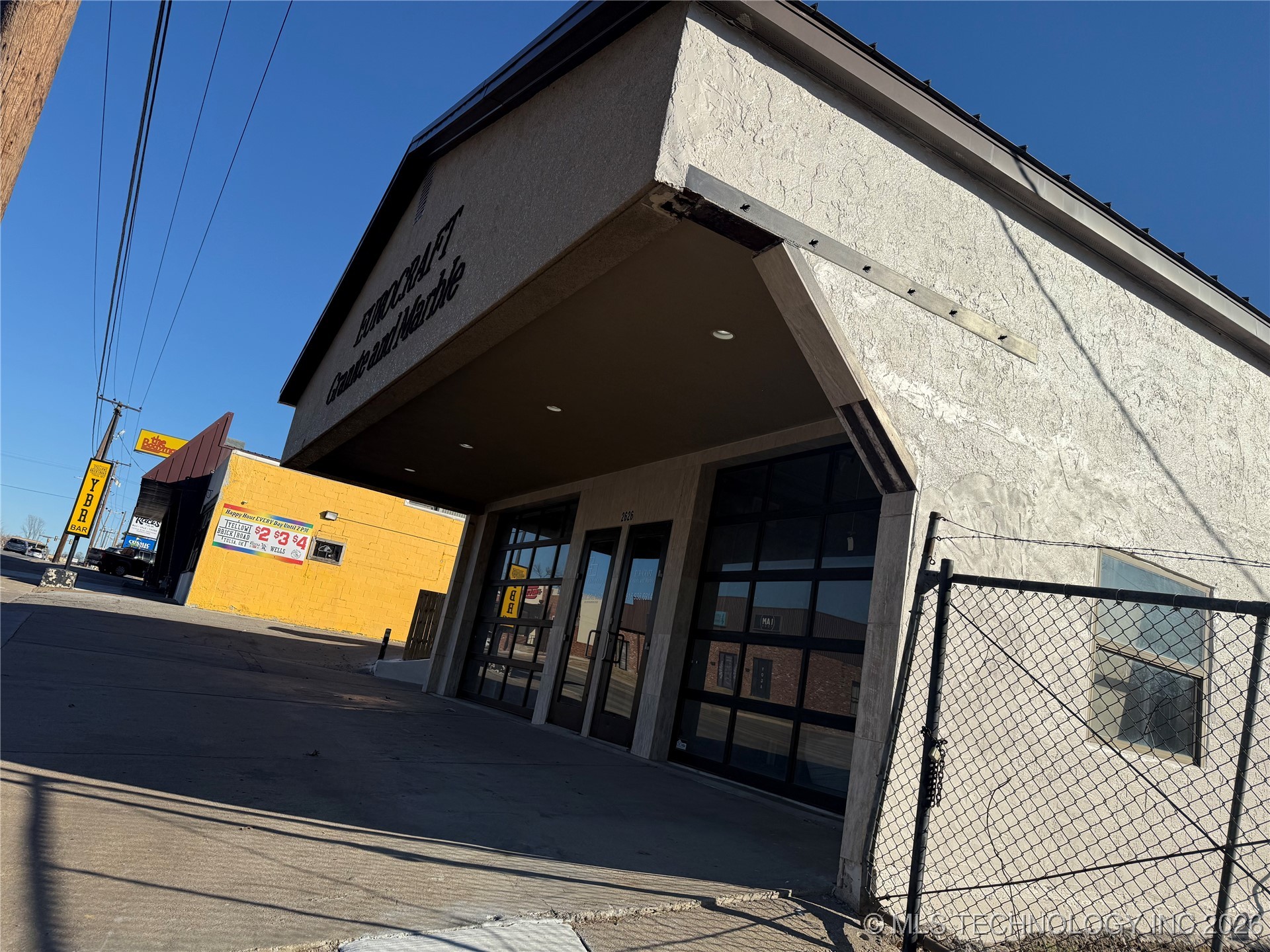 2626 E 15th Street Property Photo 12