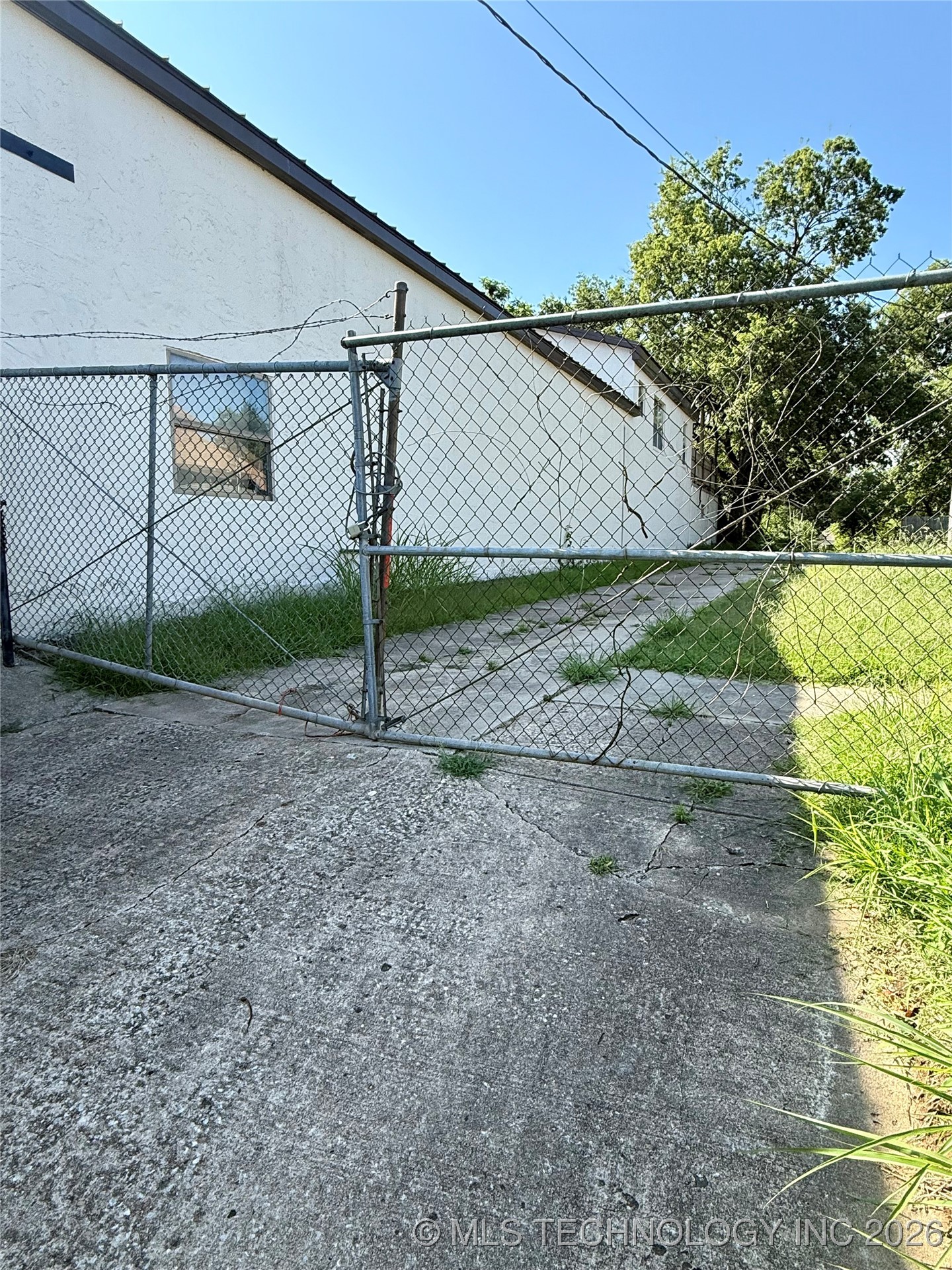 2626 E 15th Street Property Photo 15