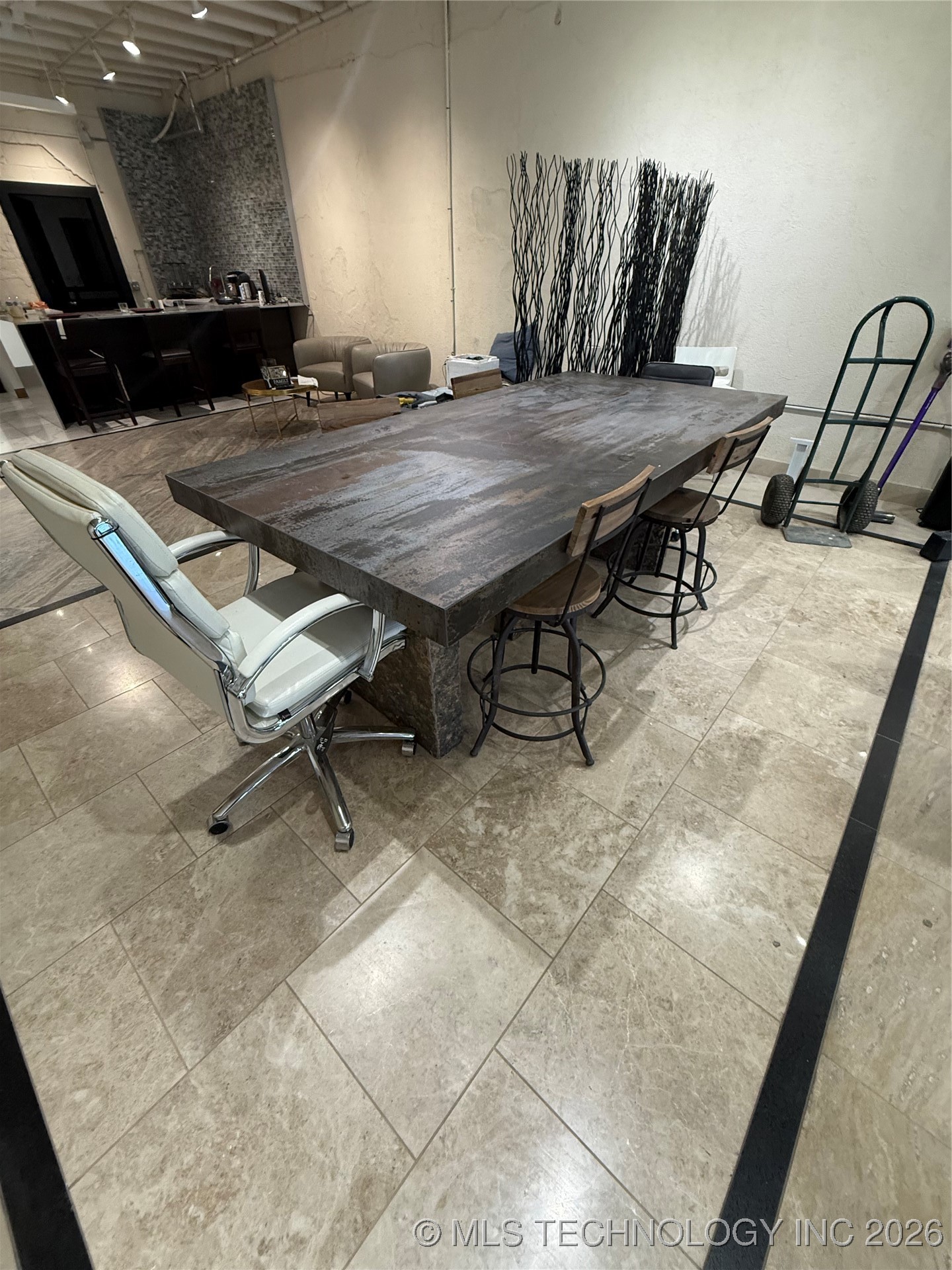 2626 E 15th Street Property Photo 26