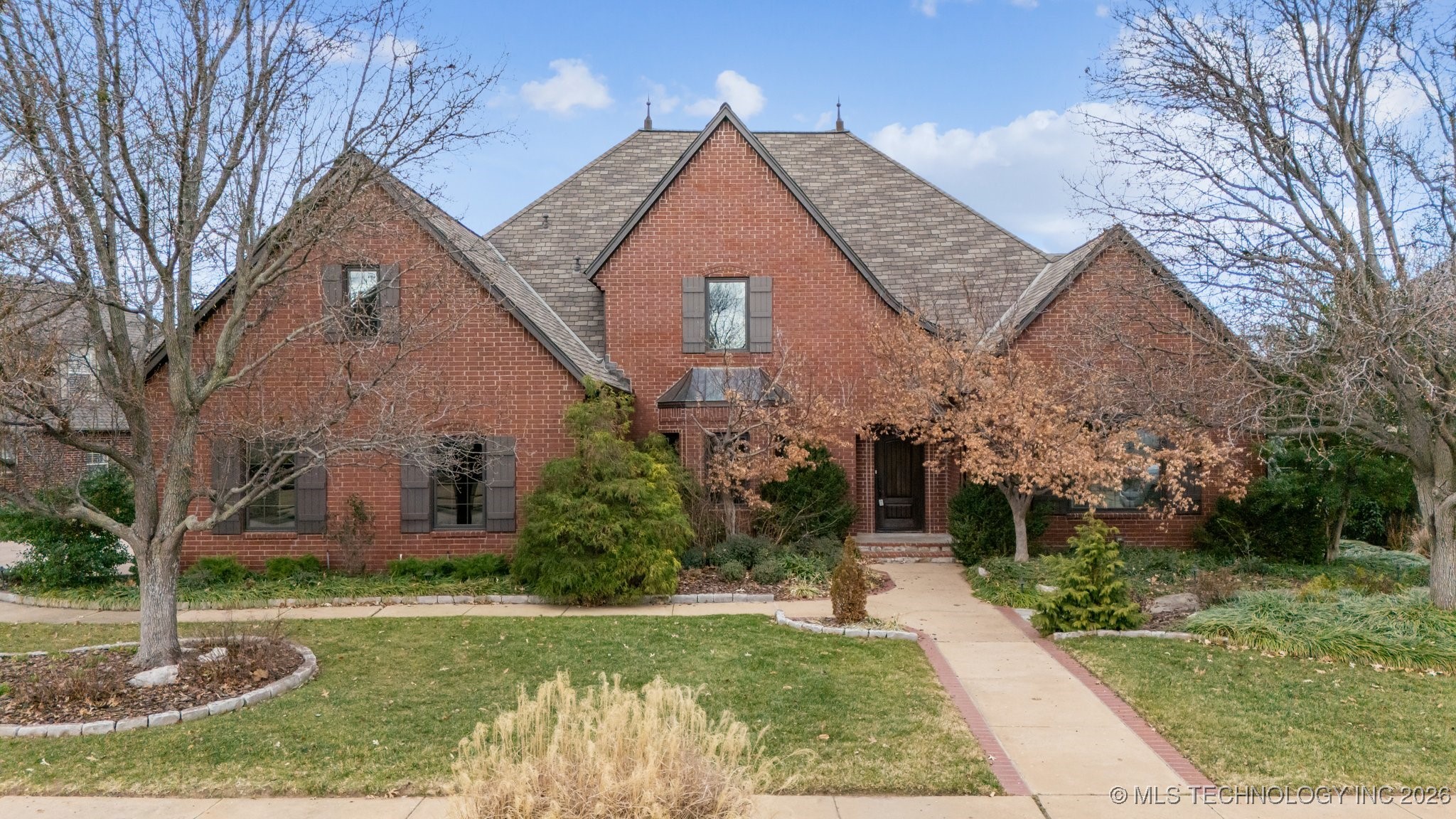 7816 E Commercial Street Property Photo 5