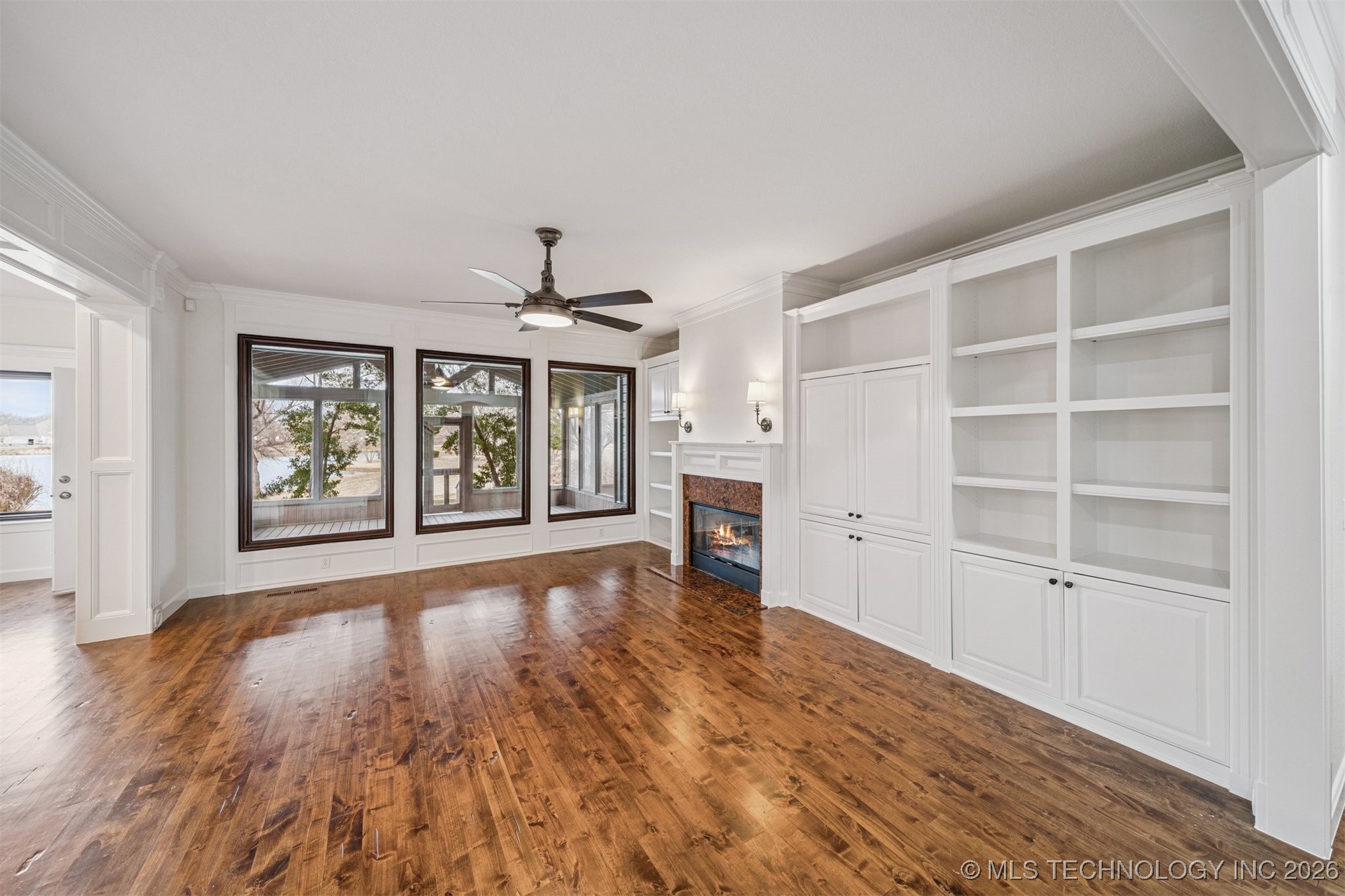 7816 E Commercial Street Property Photo 23