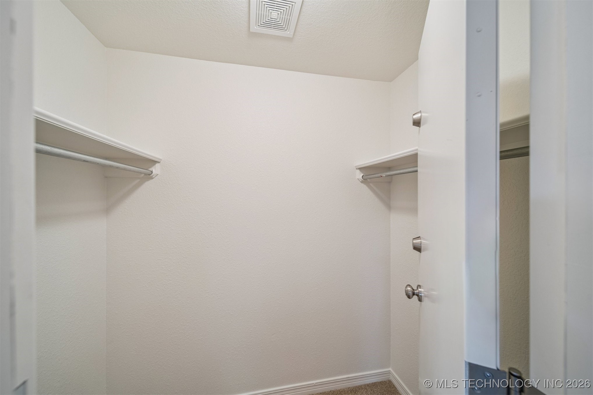 7816 E Commercial Street Property Photo 43