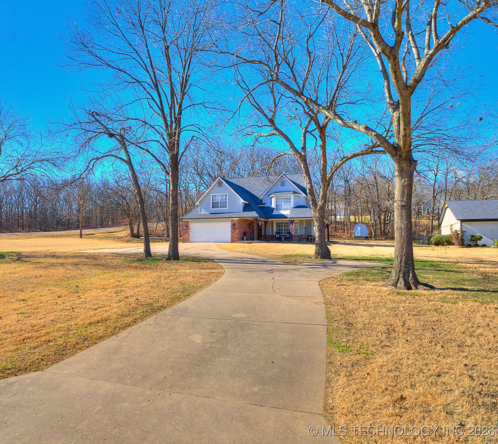 9040 S 39th West Avenue Property Photo 1