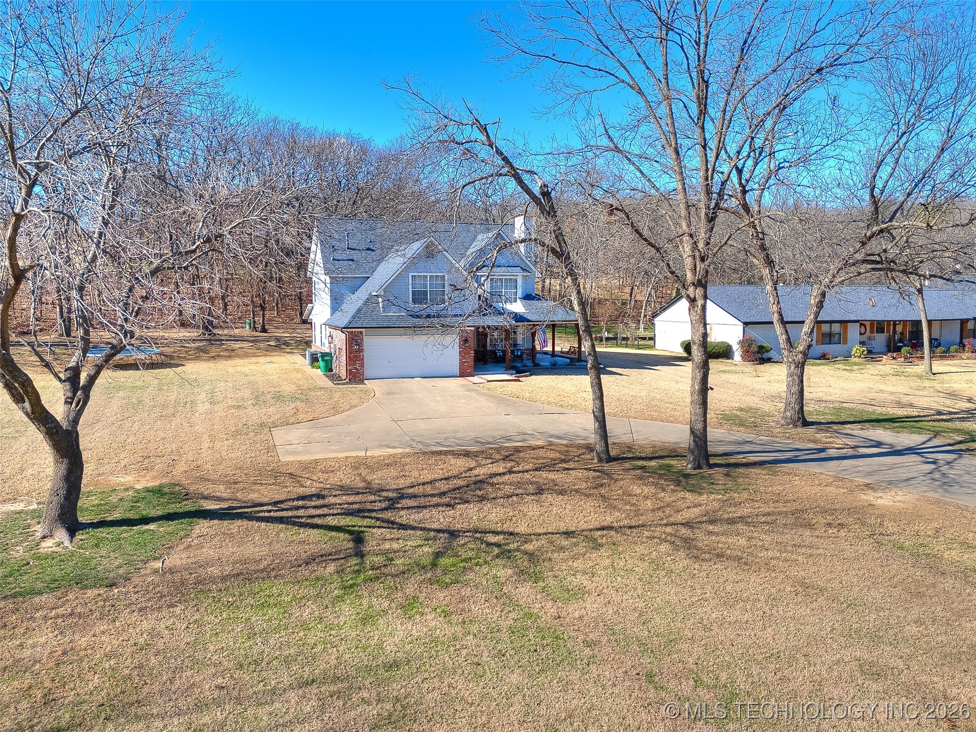 9040 S 39th West Avenue Property Photo 6